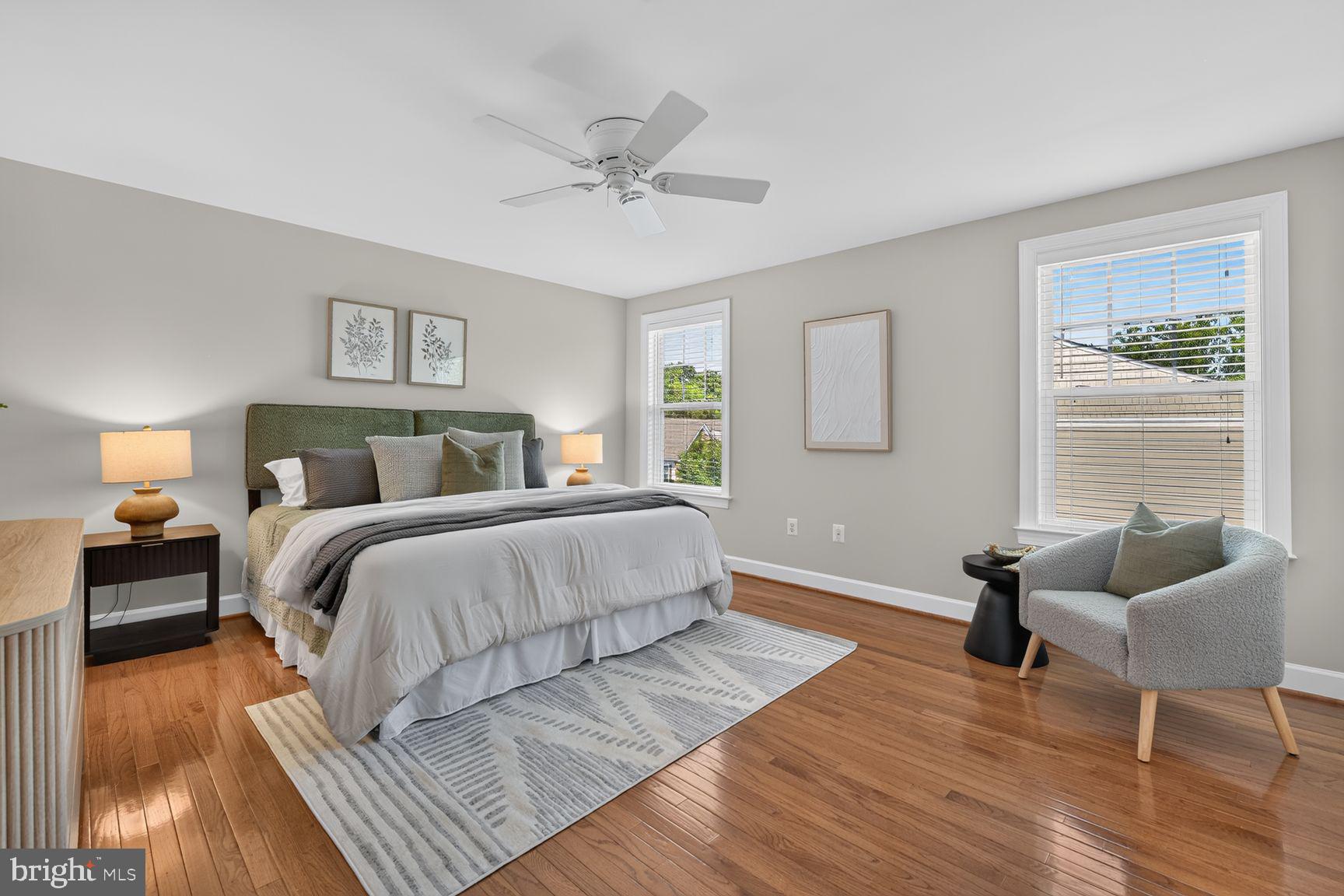 OAKTON EAST - Residential
