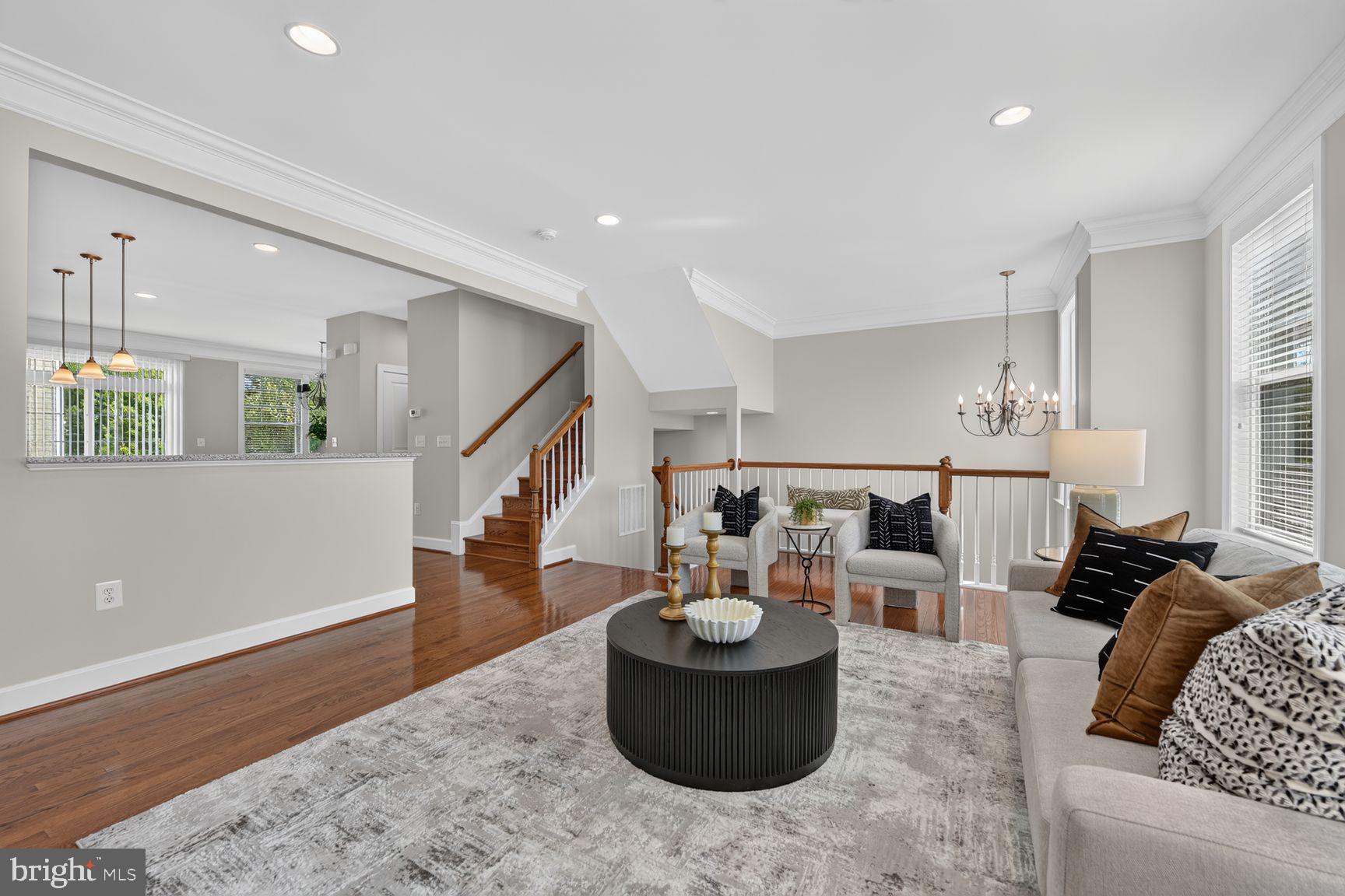 OAKTON EAST - Residential
