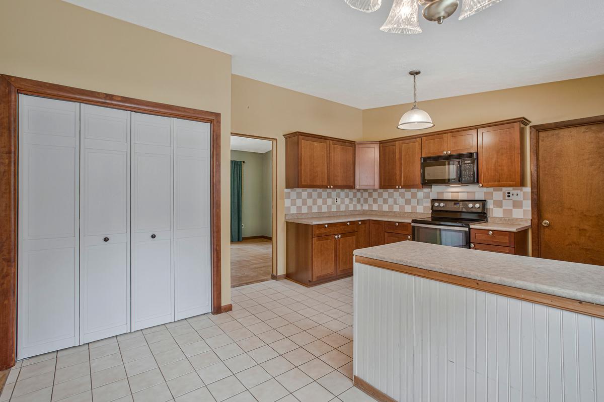 PADONIA CROSSING - Residential