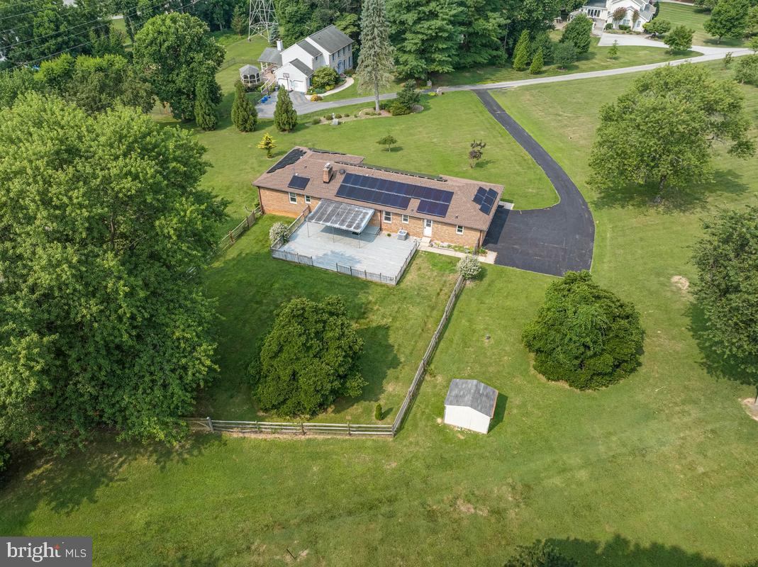PADONIA CROSSING - Residential