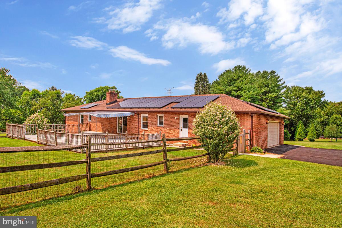 PADONIA CROSSING - Residential