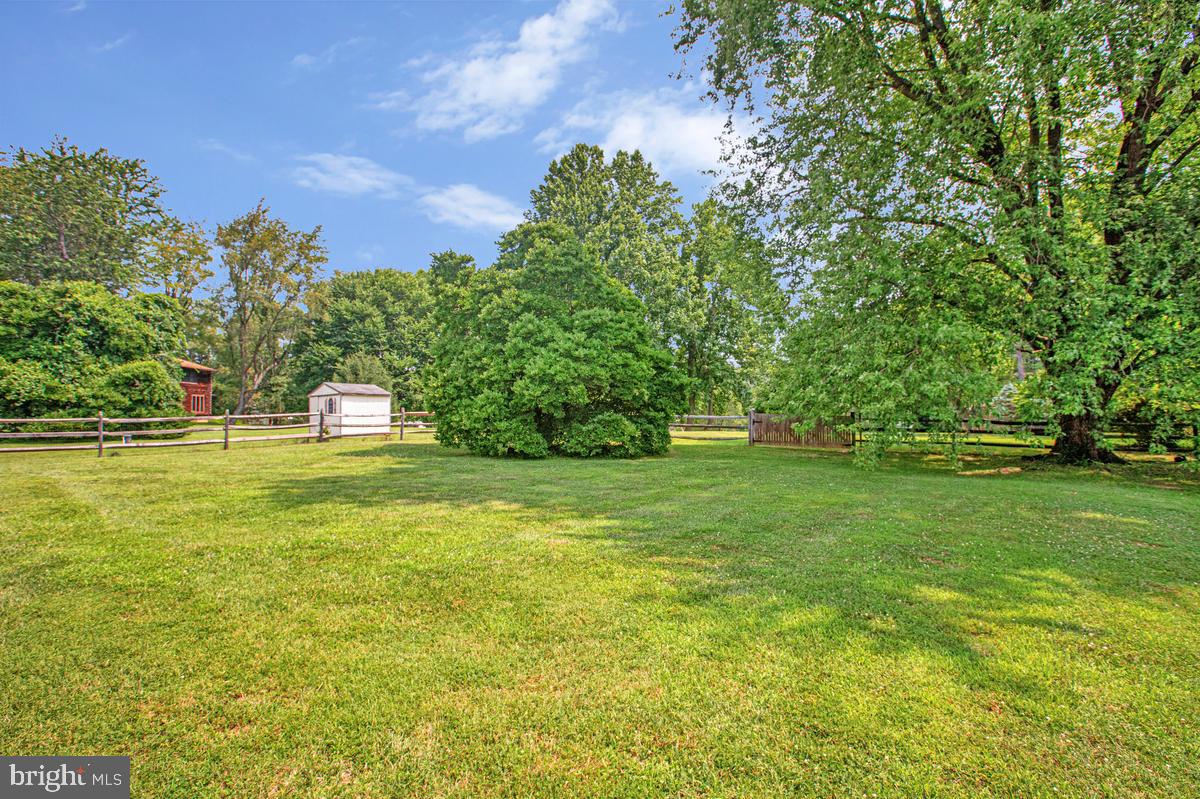 PADONIA CROSSING - Residential