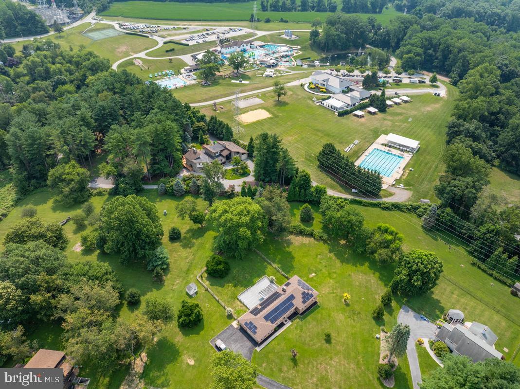 PADONIA CROSSING - Residential