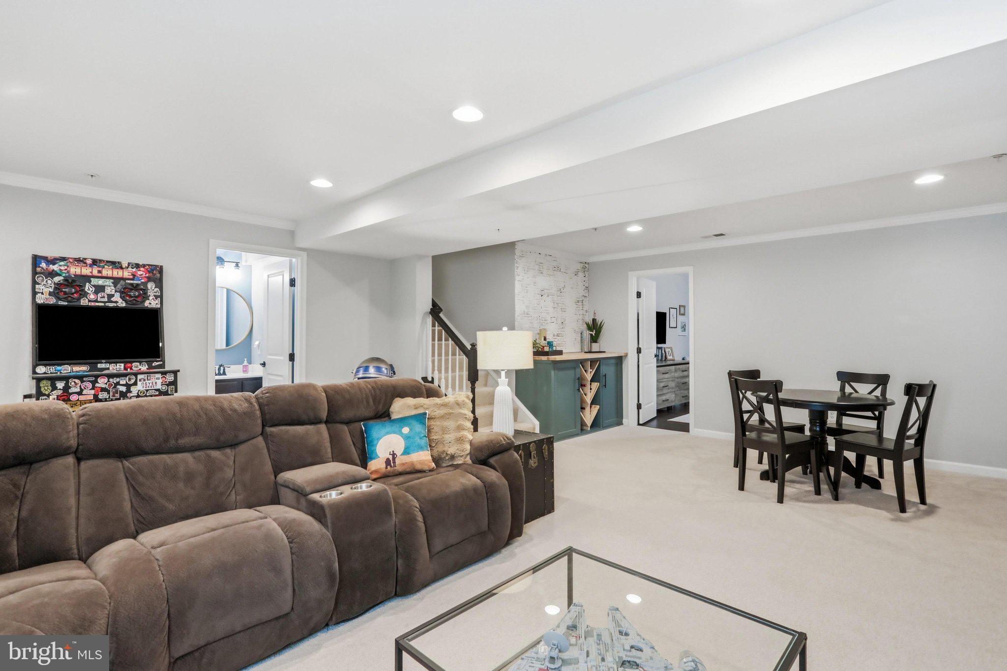 WESTFIELDS - Residential
