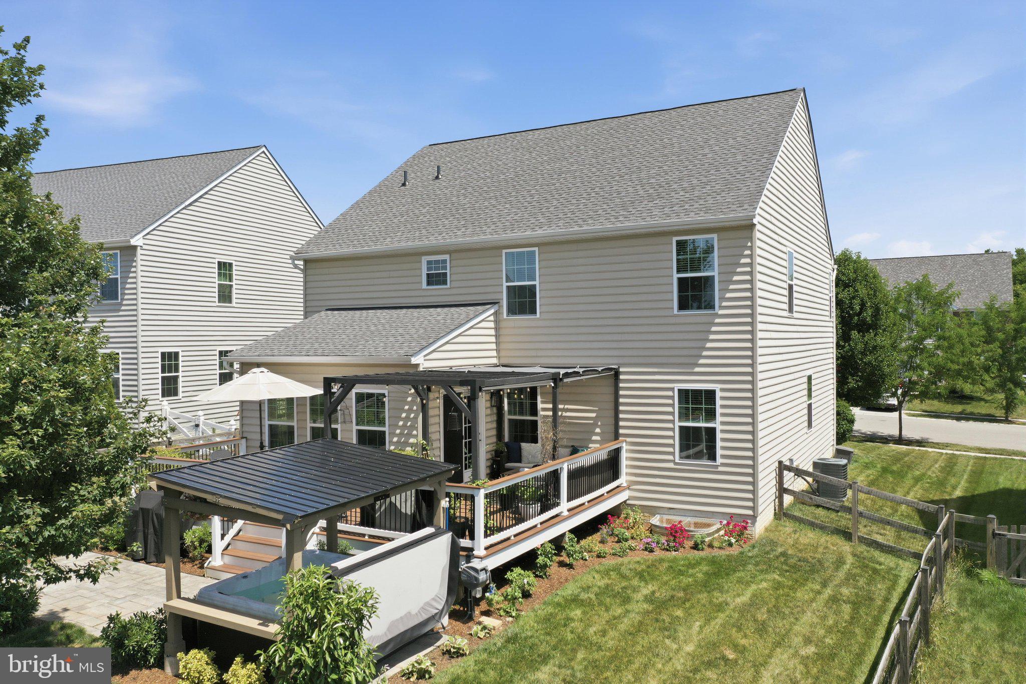 WESTFIELDS - Residential