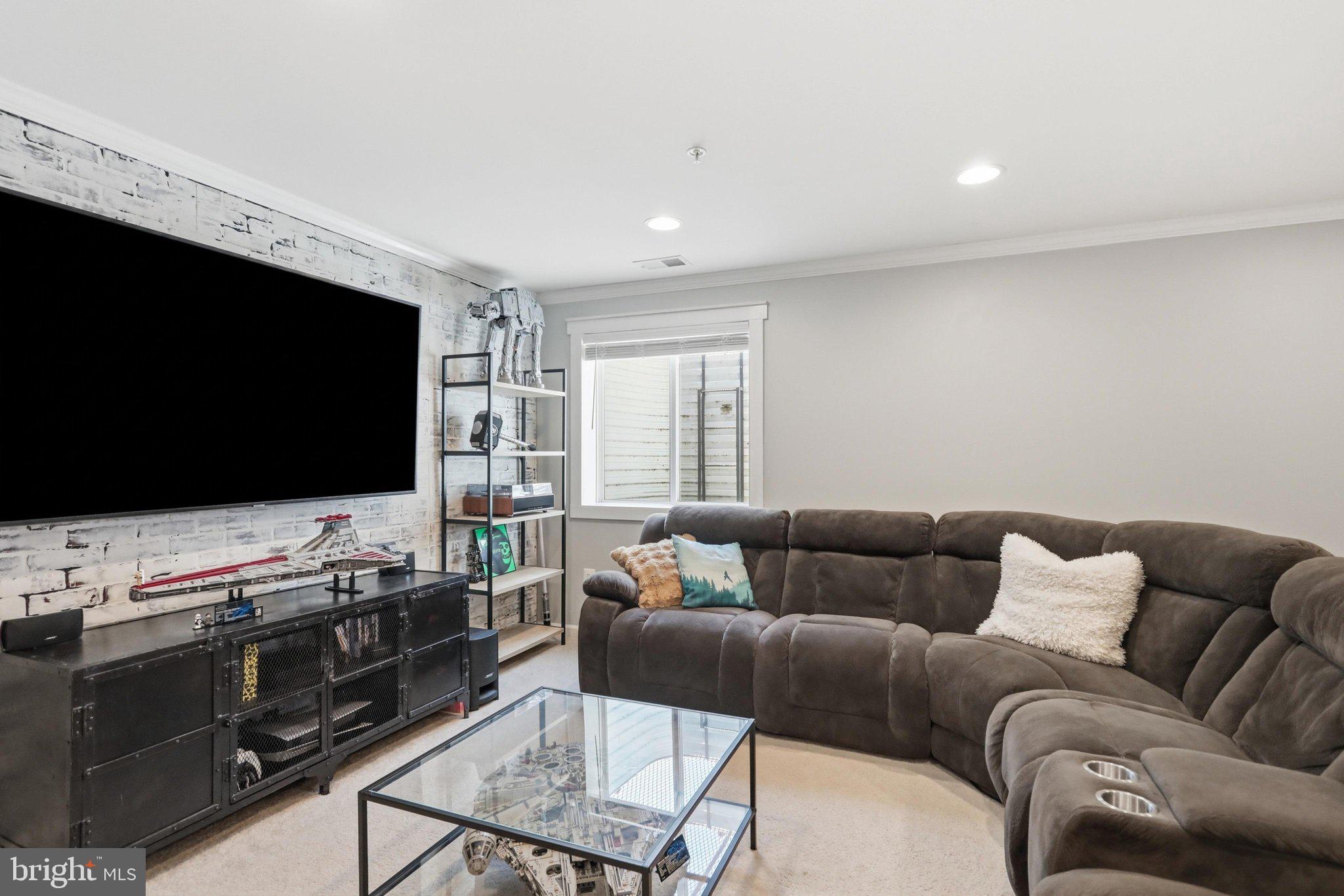 WESTFIELDS - Residential
