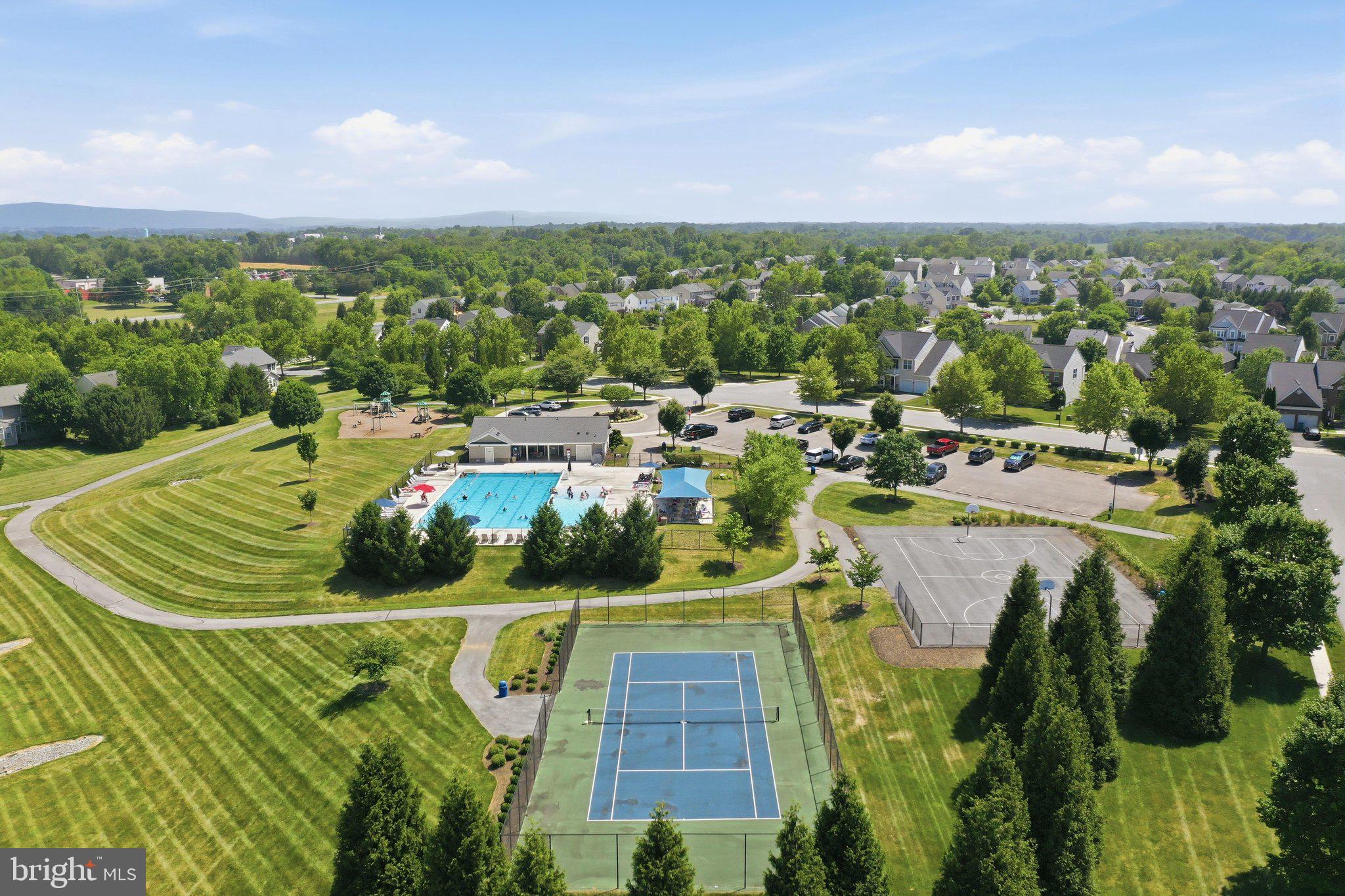 WESTFIELDS - Residential