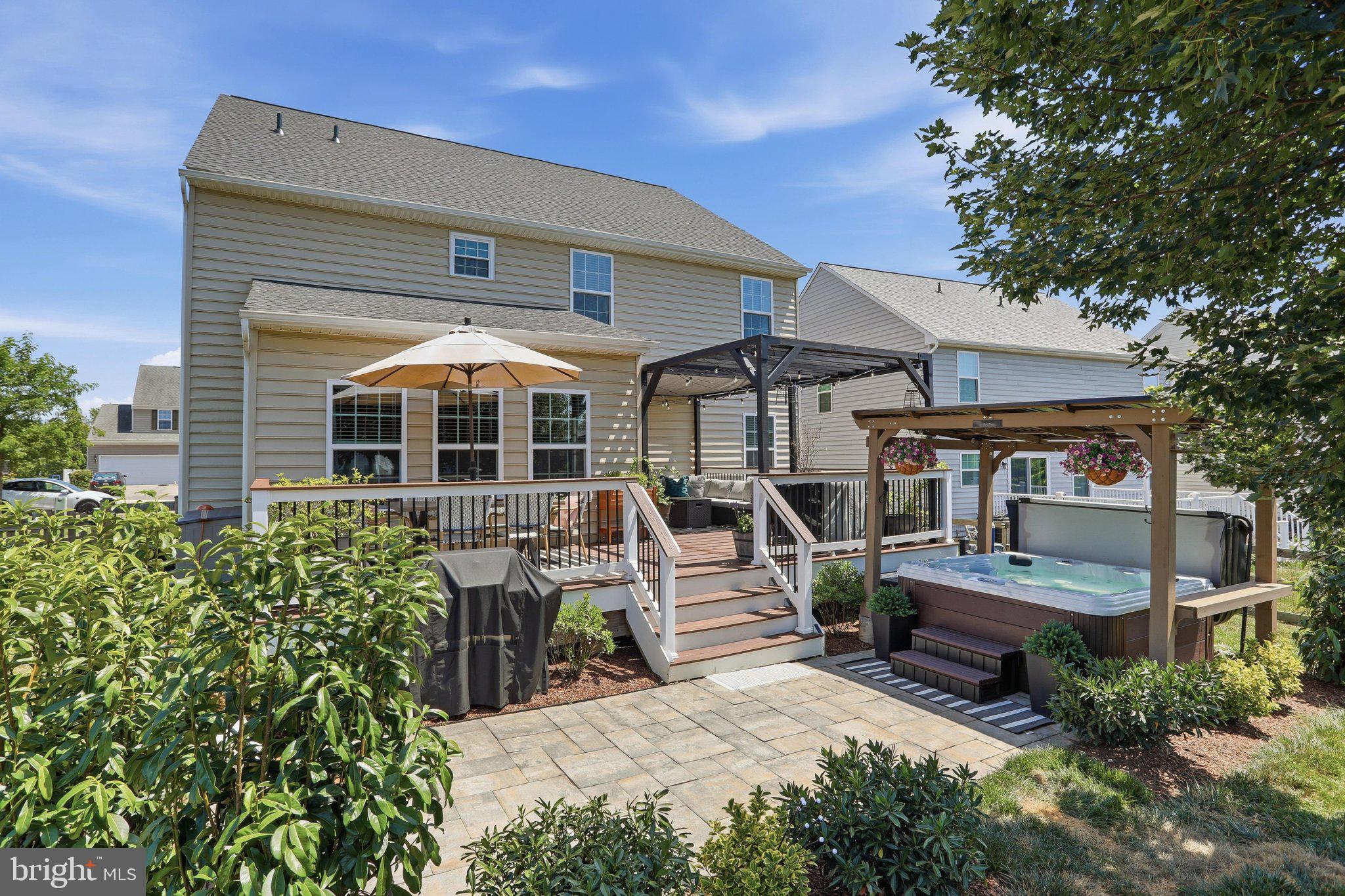 WESTFIELDS - Residential