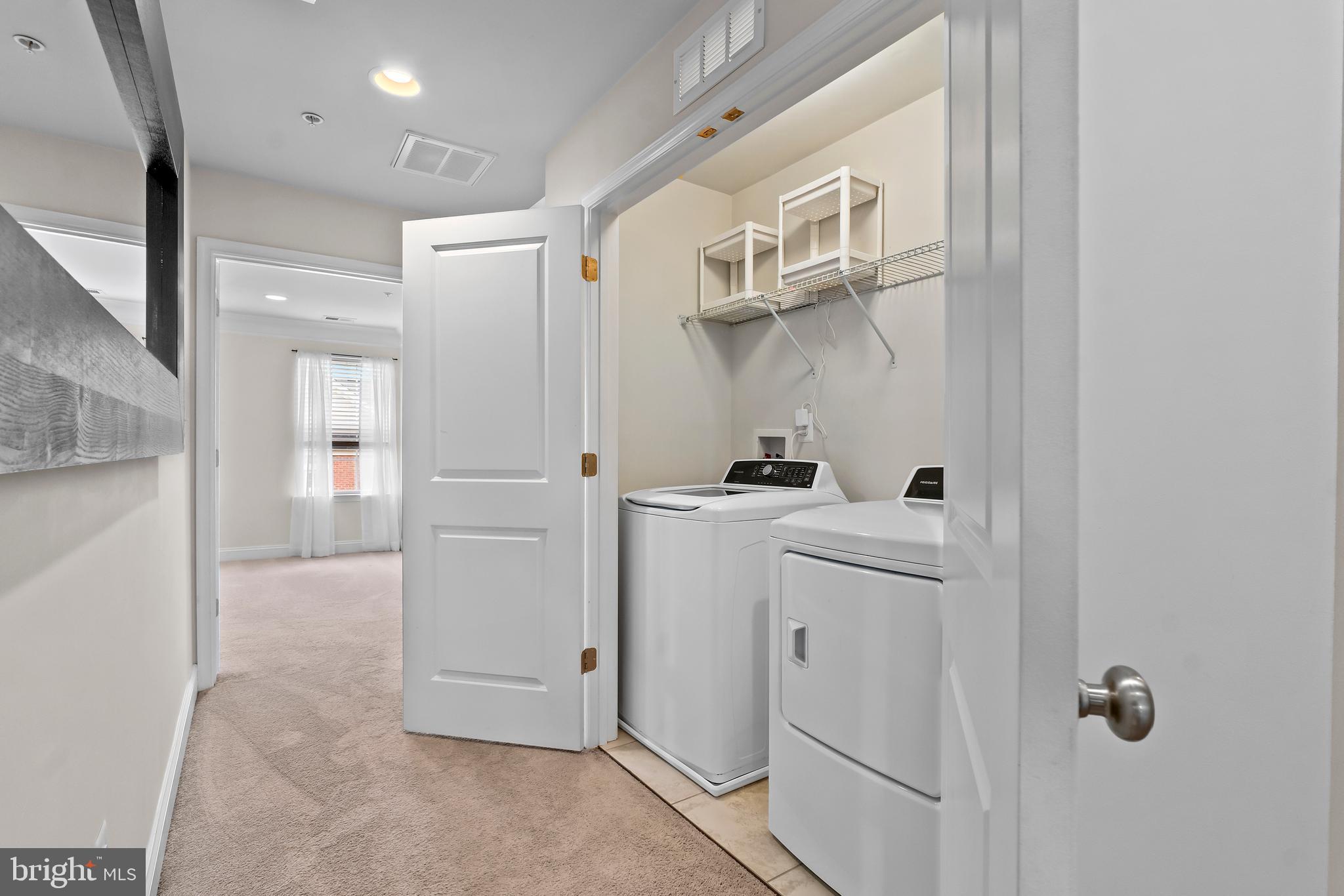 STRAWBRIDGE COMMONS - Residential