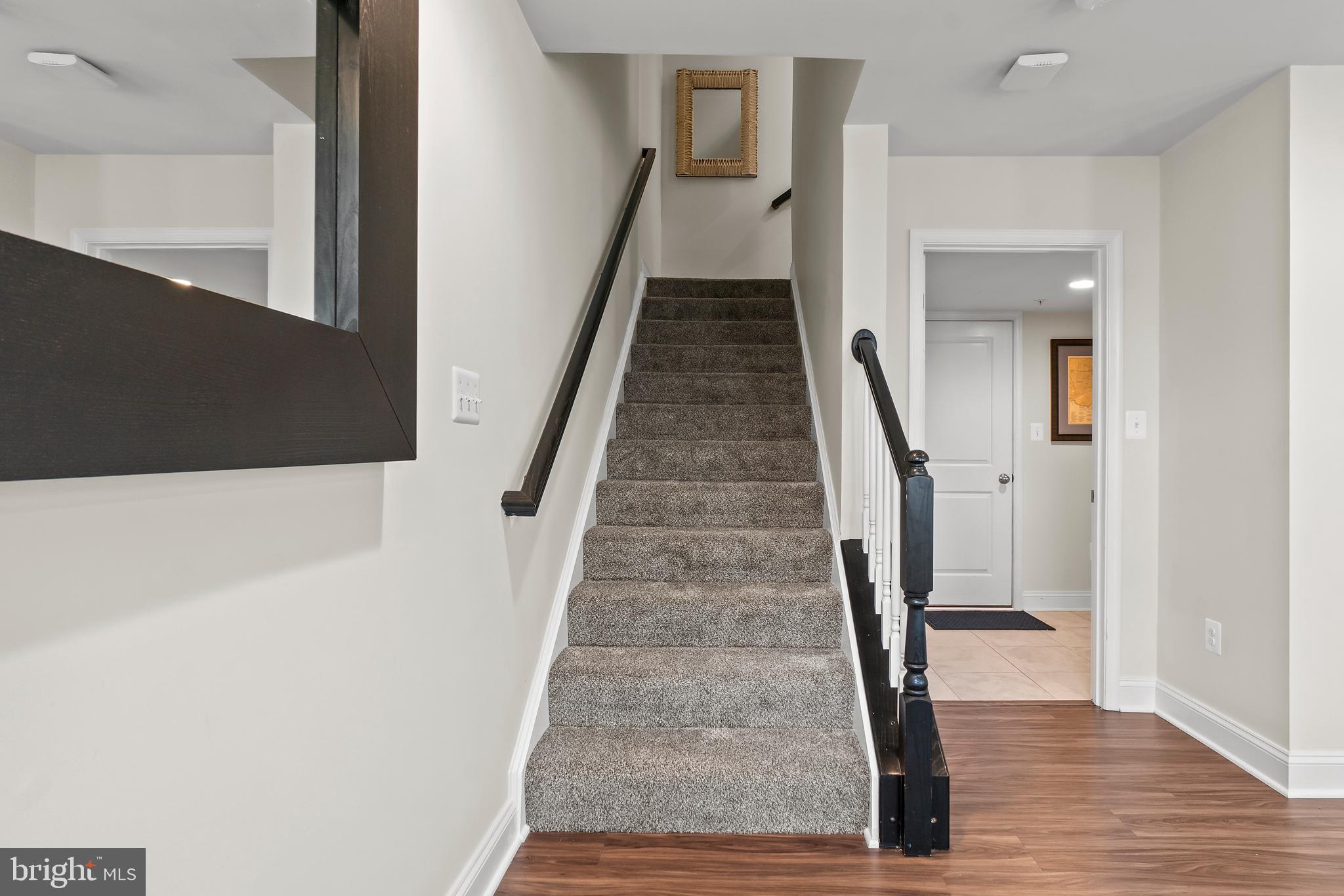 STRAWBRIDGE COMMONS - Residential