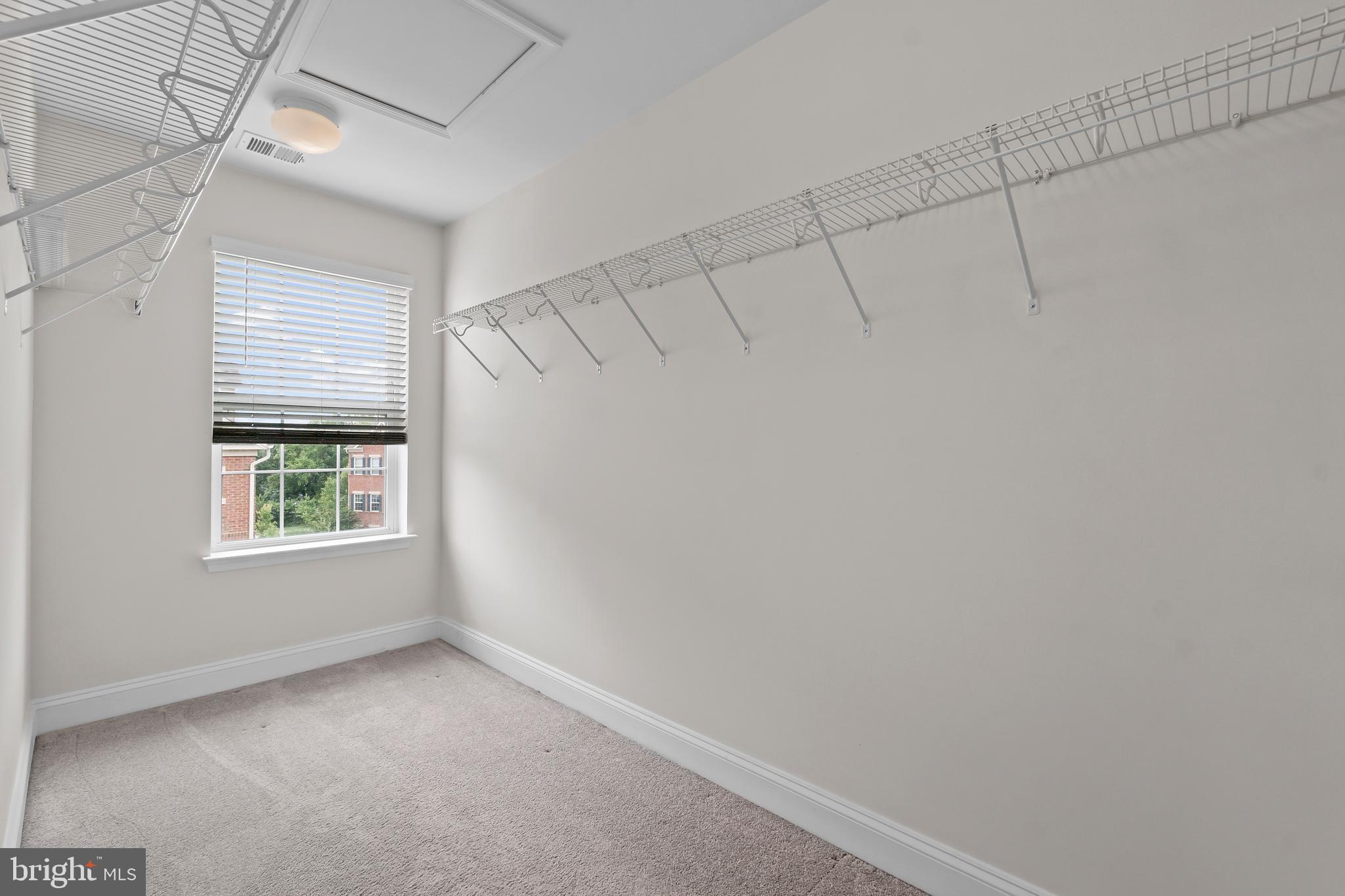 STRAWBRIDGE COMMONS - Residential
