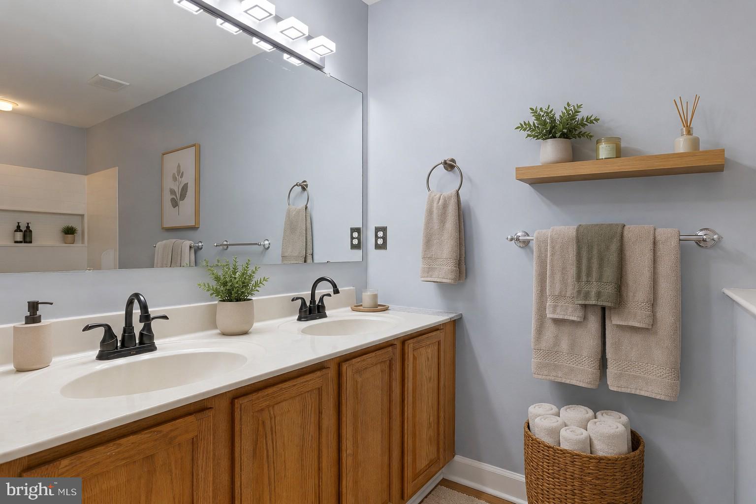 GENDER WOODS - Residential