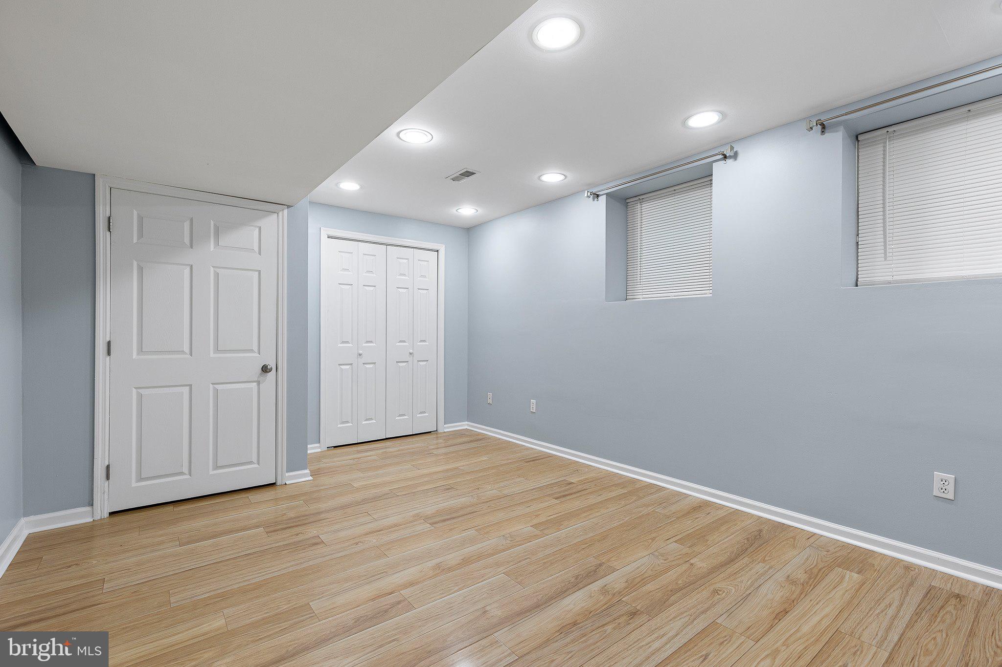 GENDER WOODS - Residential
