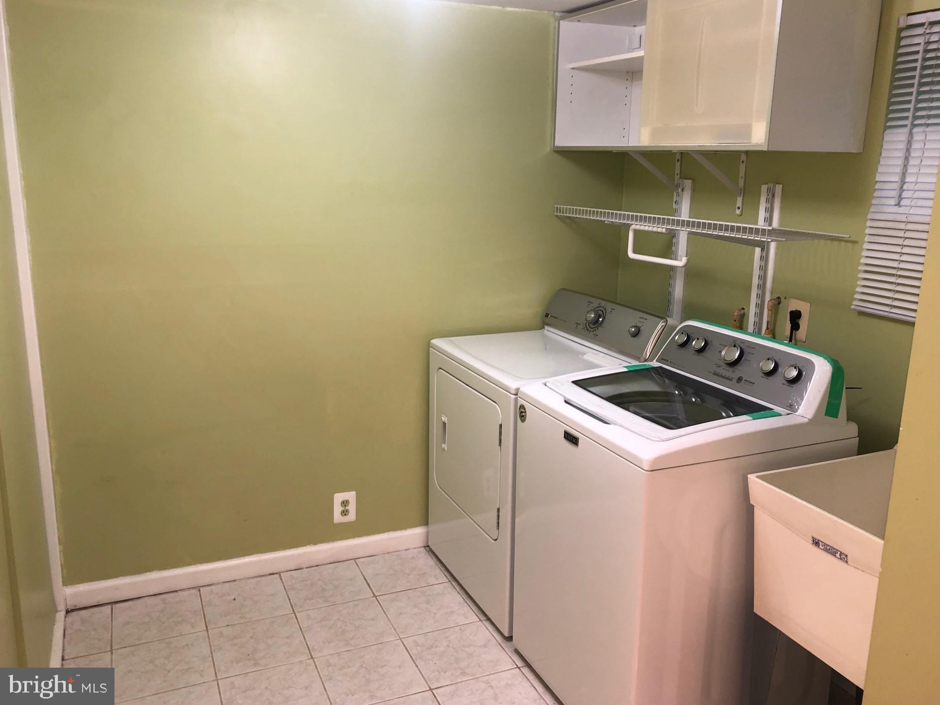 ROCK CREEK FOREST - Residential Lease