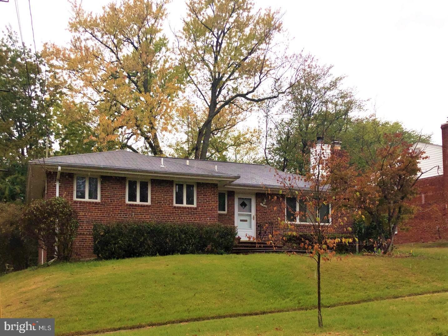 Perfect Location !MOVE IN READY!Lovely spacious Freshly Painted  home in BETHESDA CHEVY CHASE High School Cluster, This home features  4 Bedrooms , 3 Full Baths, Living room with Hardwood floors and Fireplace, Updated Kitchen and  fully finished basement,With wet bar and extra den. Lovely back yard with large deck and Grill.  Minutes to Metro/Bethesda/Downtown Silver Spring/495,  Small pet may be considered, case by case  with pet fee/deposit.