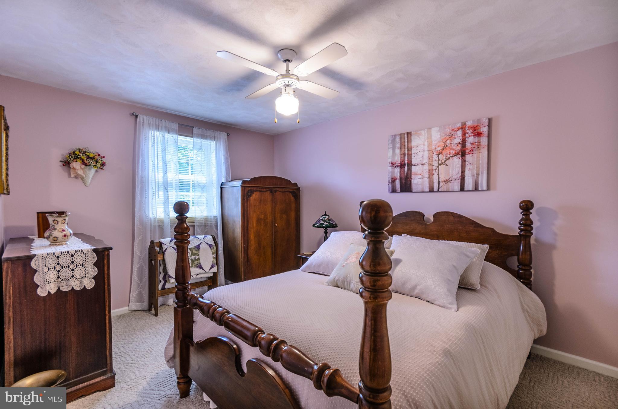 WESTLYN CONDOS - Residential