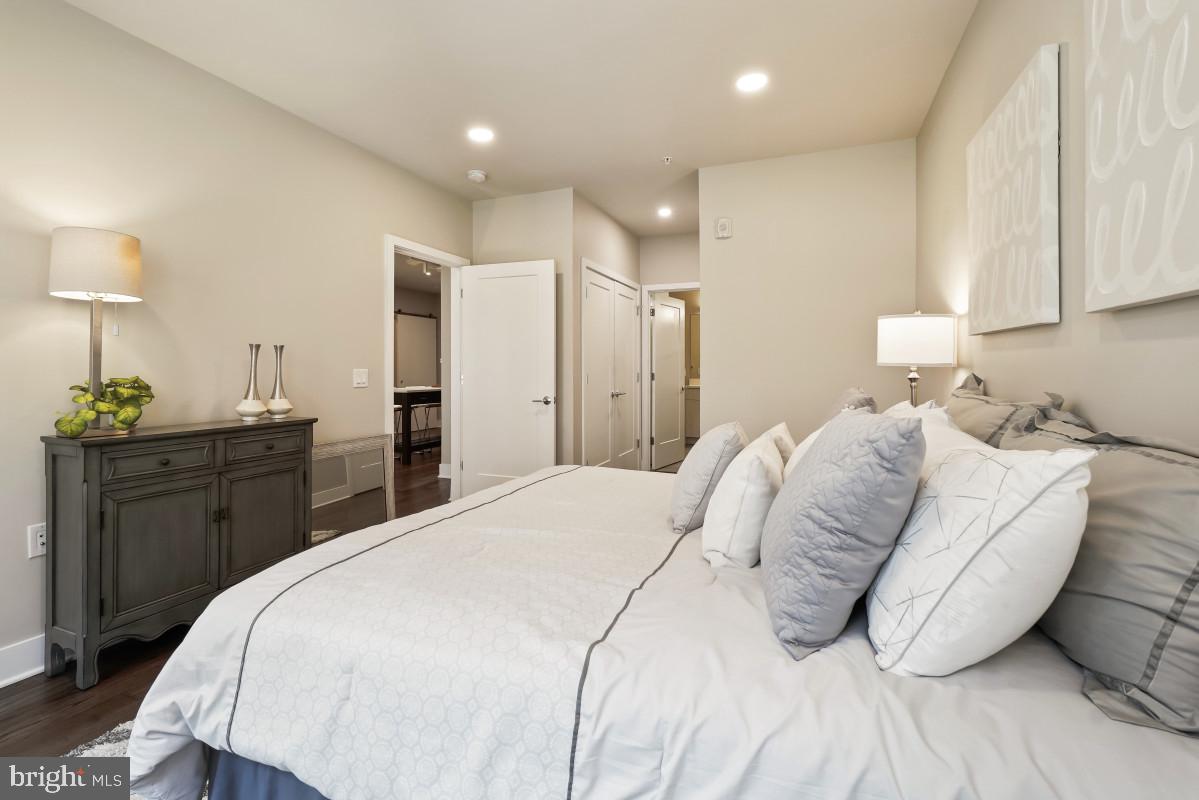 CROWN FARM - Residential