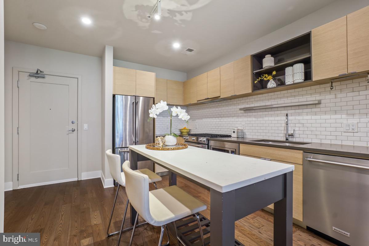 CROWN FARM - Residential