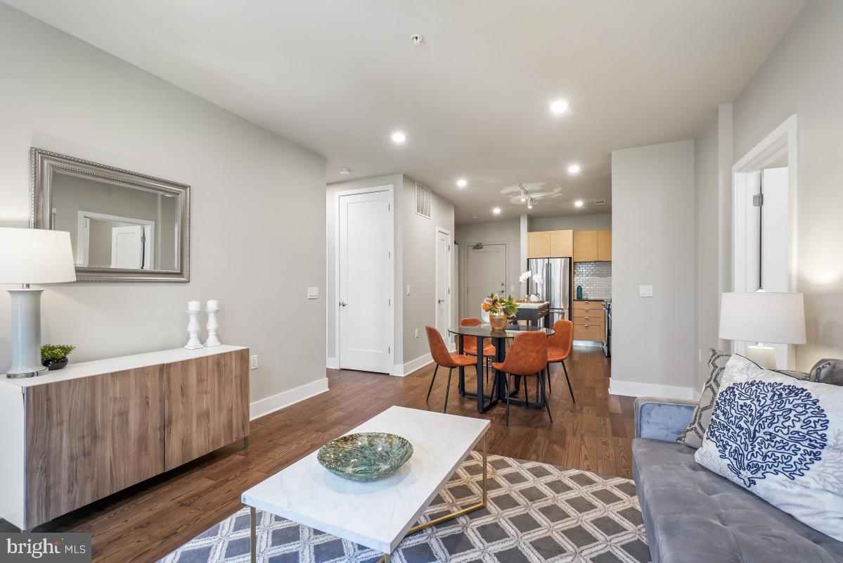 CROWN FARM - Residential