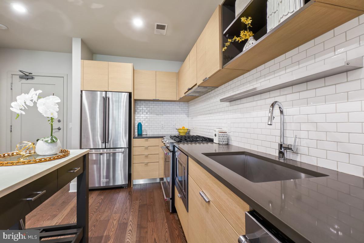CROWN FARM - Residential