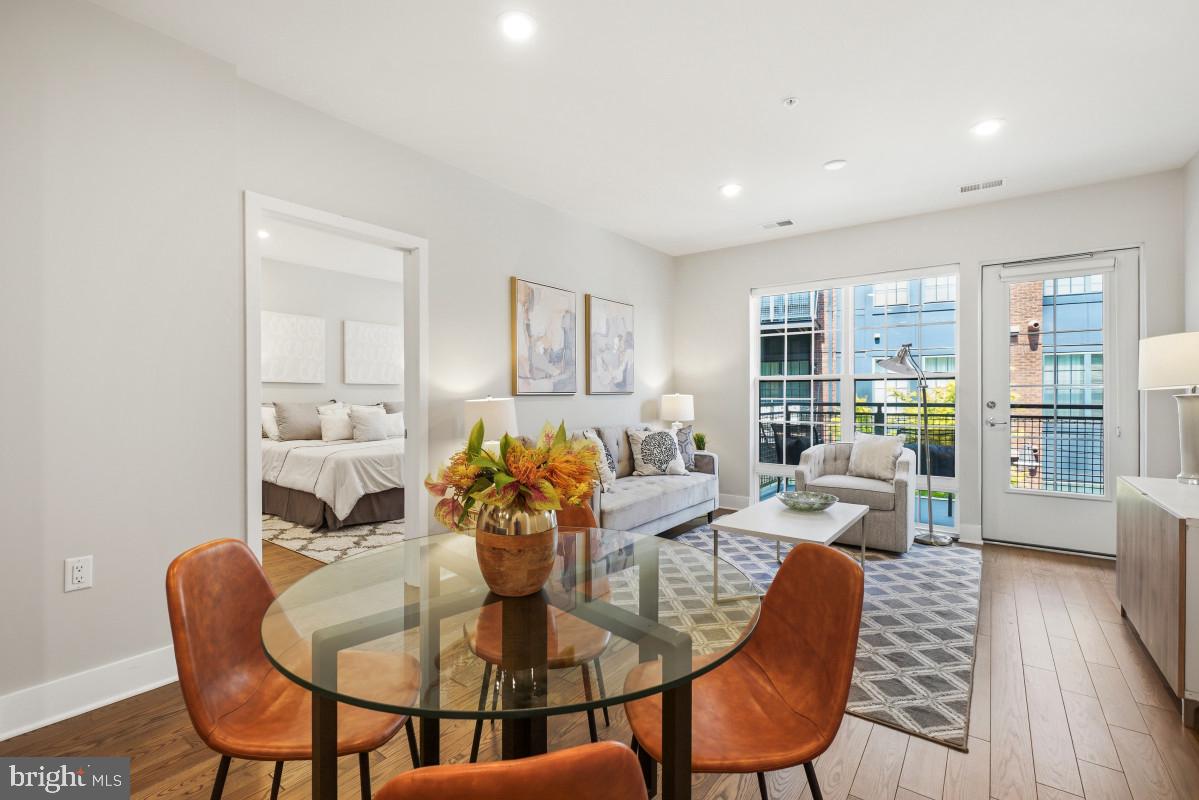 CROWN FARM - Residential