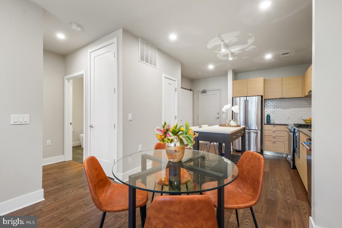 CROWN FARM - Residential