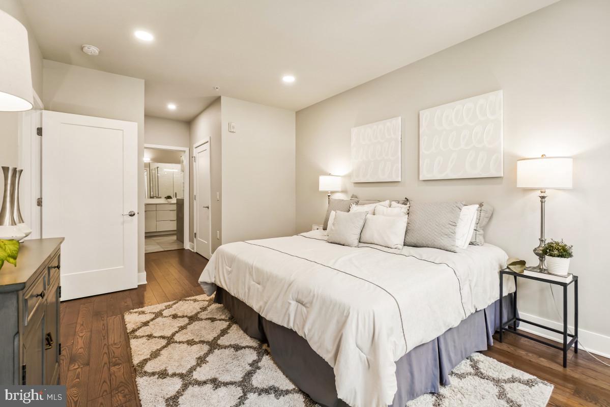 CROWN FARM - Residential