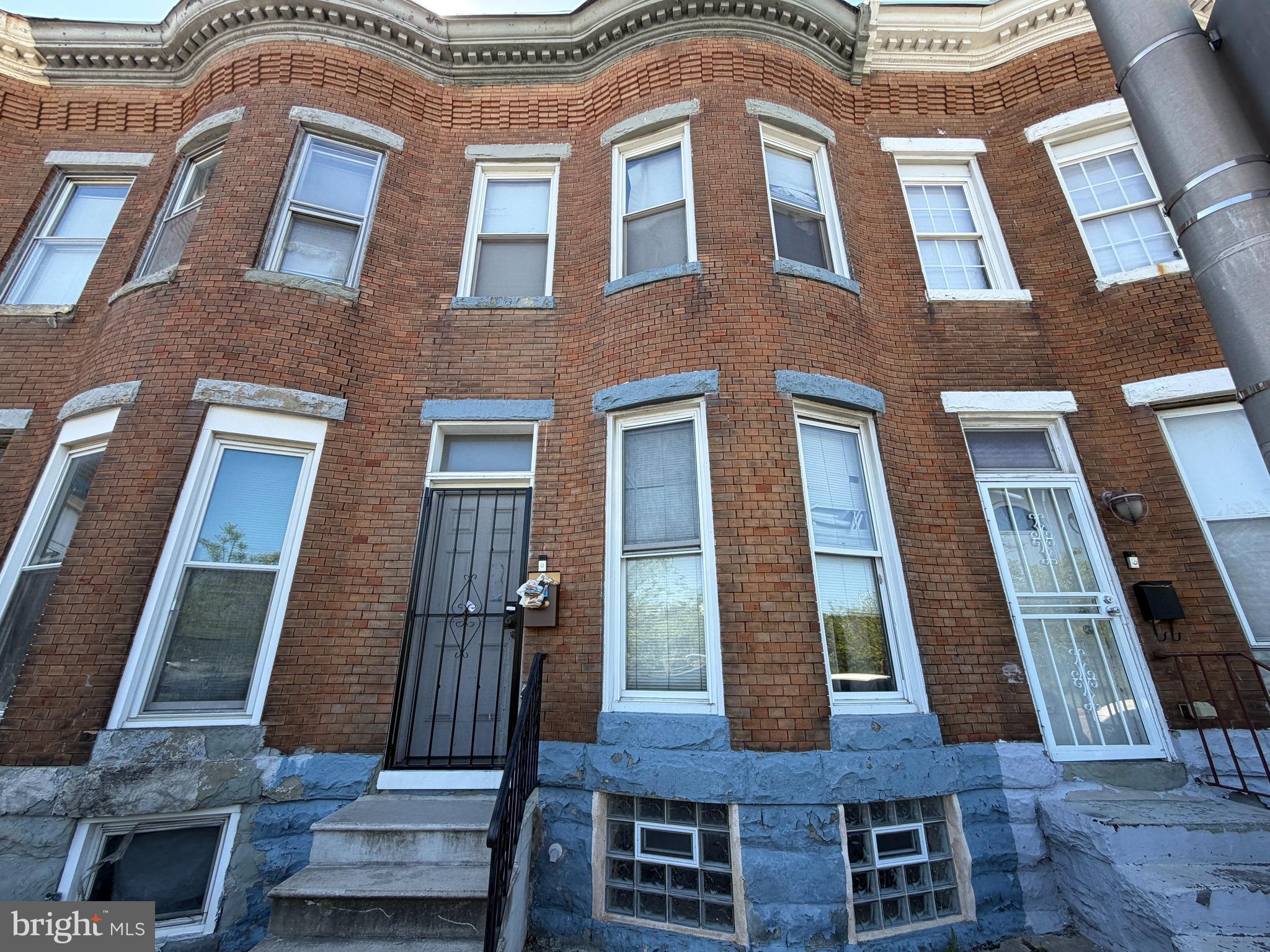 ONLINE AUCTION: This auction takes place on the Ashland Auction Group website bidding platform. Bidding begins 5/13/2026 @ 10:00 AM. Bidding ends 5/15/2026 @ 11:10 AM. The list price is the suggested opening bid. Deposit: $5,000.

This two-story townhouse is located in the Poppleton neighborhood of Baltimore City. Residents can enjoy the nearby facilities and attractions such as the University of Maryland Medical Center, Mount Clare Junction, Grace Medical Center, and Lexington Market. The property is vacant and fully-framed, ready for renovations. Conveniently located along the US-40 corridor (W Mulberry St), this home offers quick access to I-95 and MLK Jr. Blvd for easy commuting throughout Baltimore and beyond.