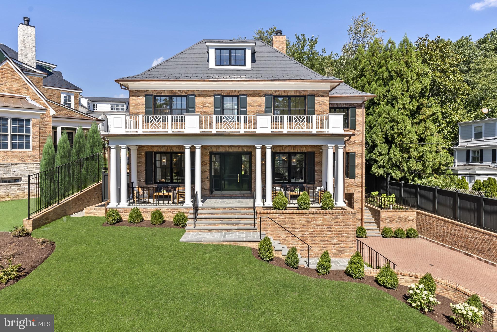 SPRING VALLEY - Residential