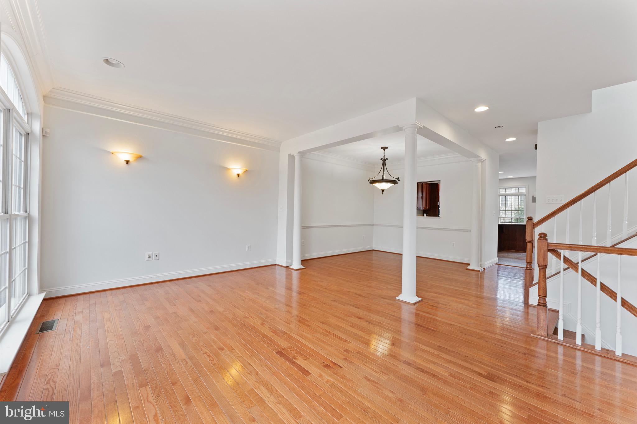STONE CREEK CROSSING - Residential
