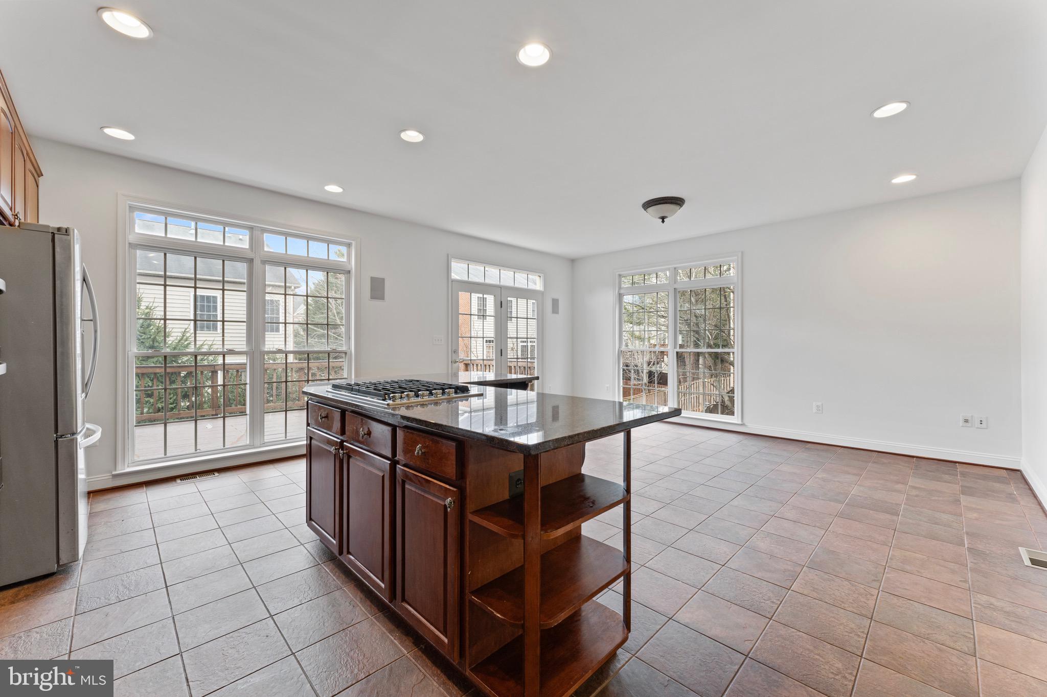 STONE CREEK CROSSING - Residential