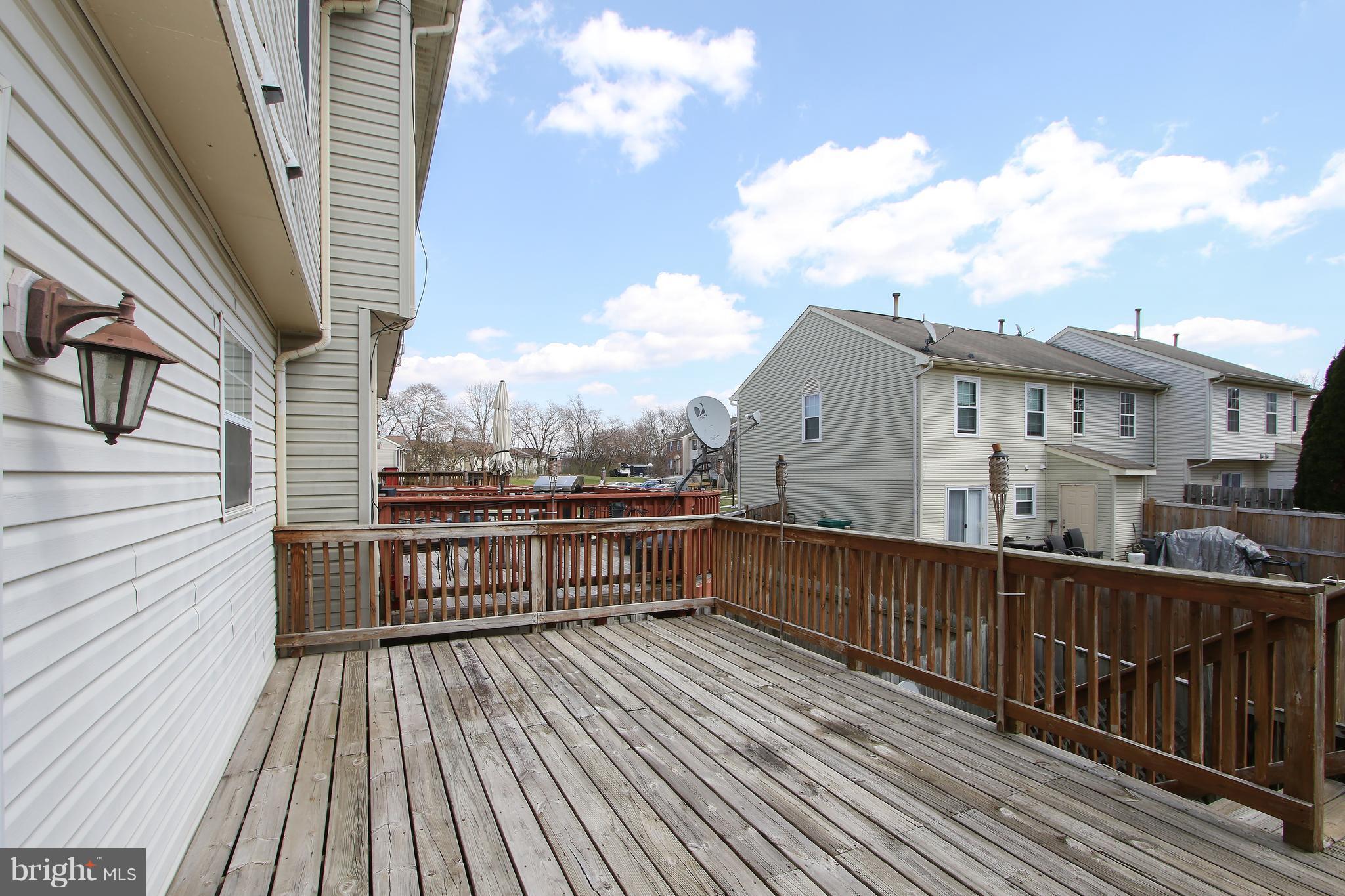 ROBINS GLENN - Residential