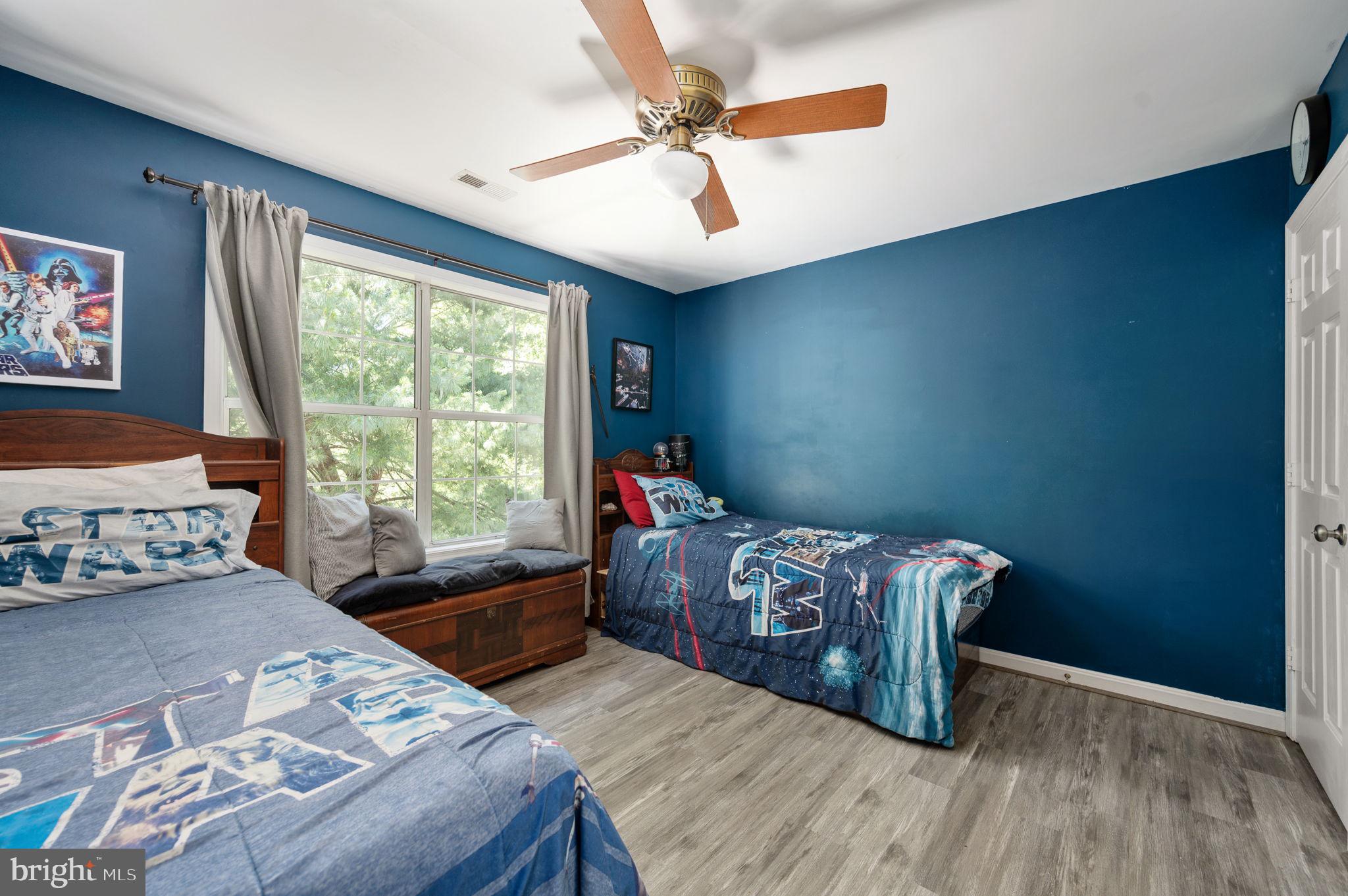 DEVON GREEN - Residential