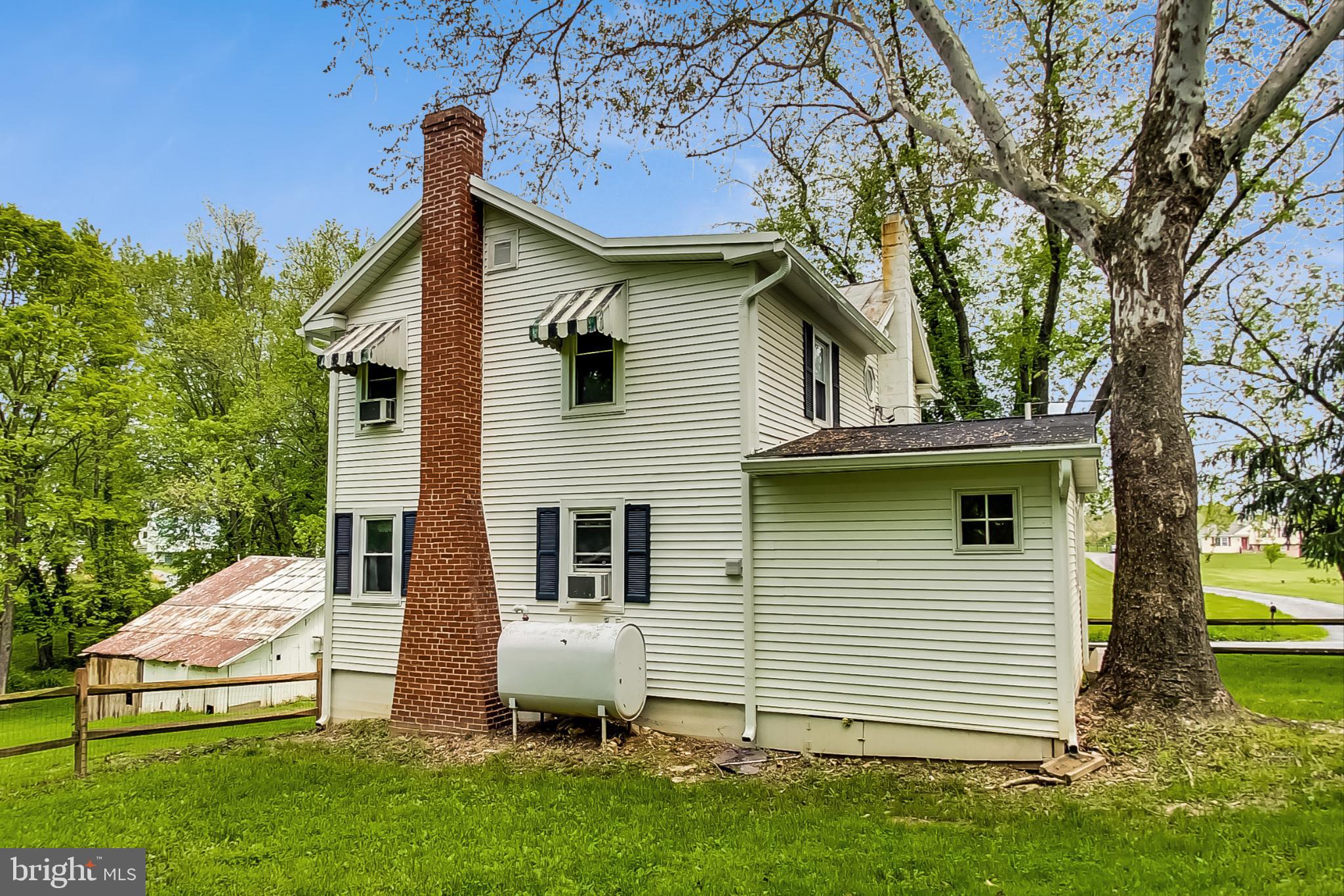 UNIONTOWN - Residential