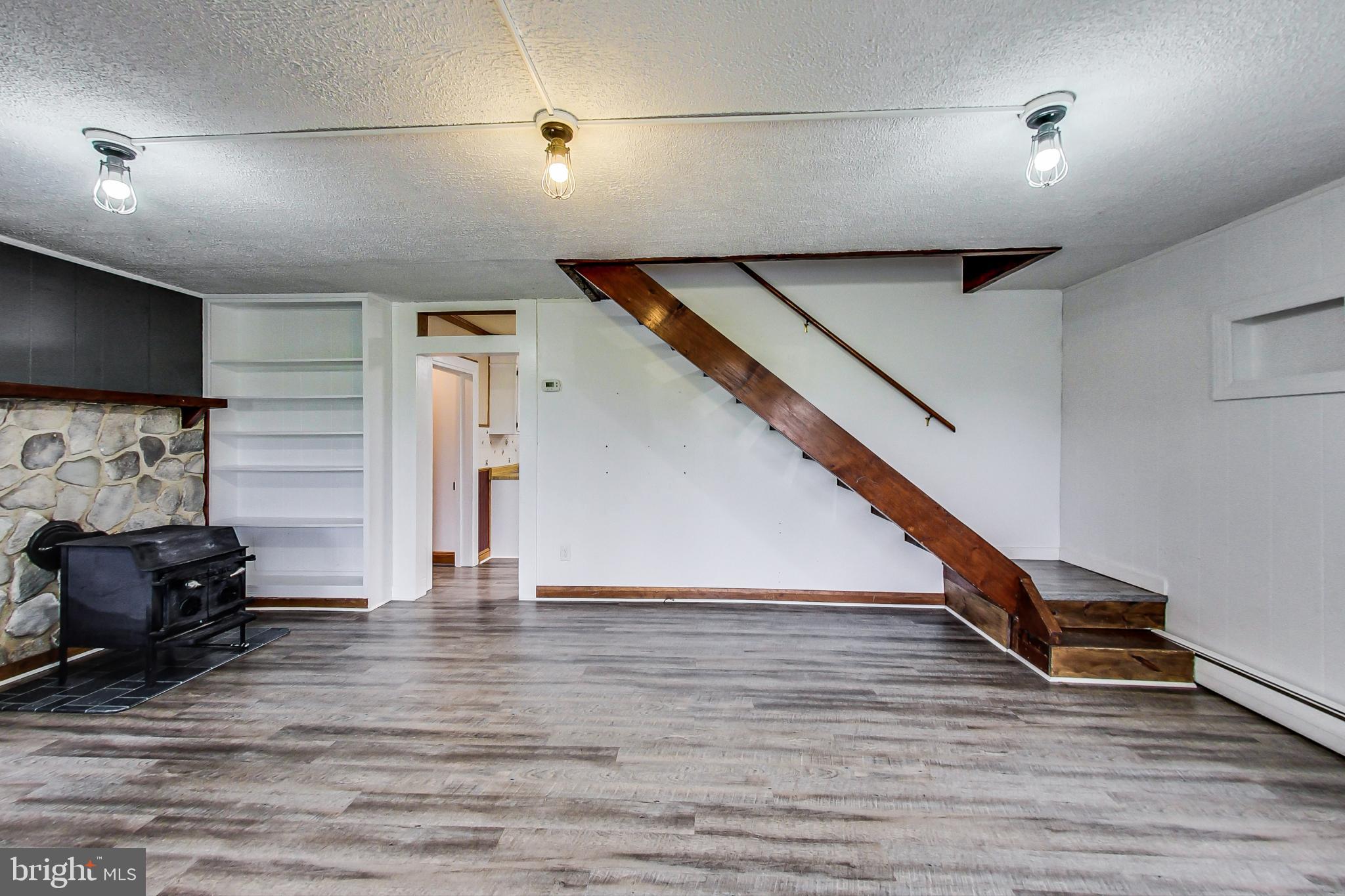 UNIONTOWN - Residential