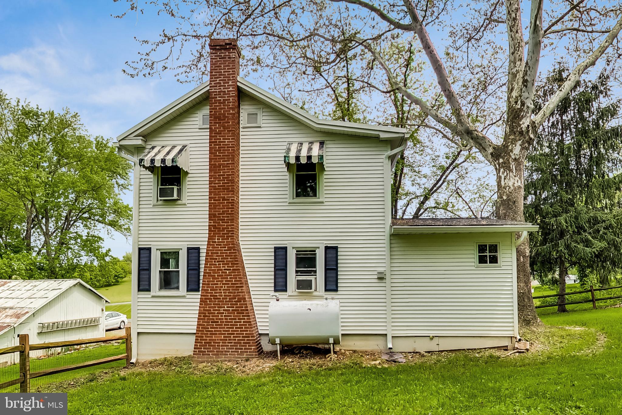 UNIONTOWN - Residential