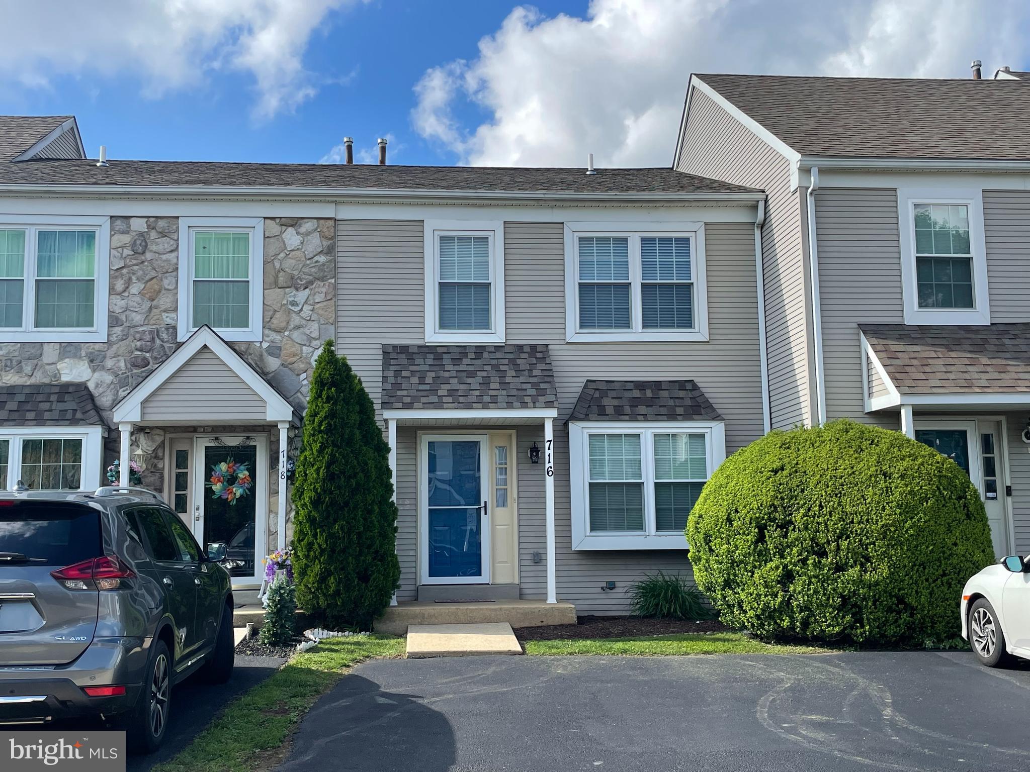 CHERRY TREE KNOLL - Residential Lease