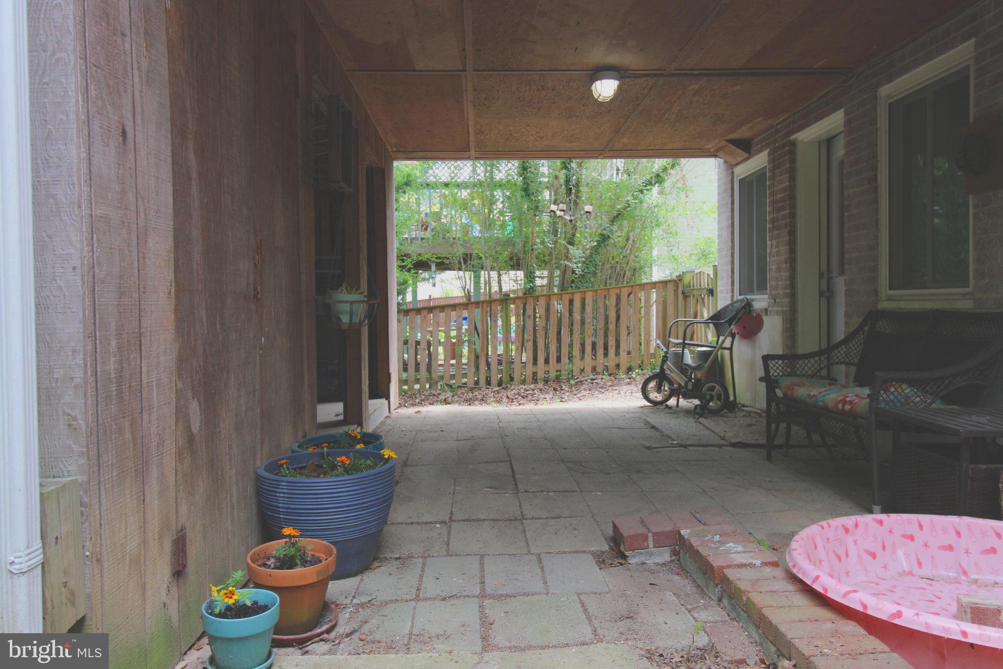GREENWOOD KNOLLS - Residential