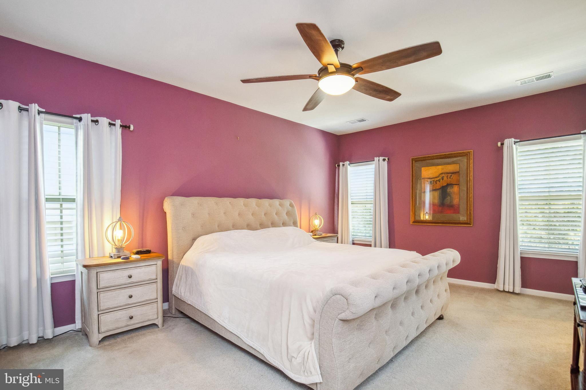 BRADLEY SQUARE - Residential
