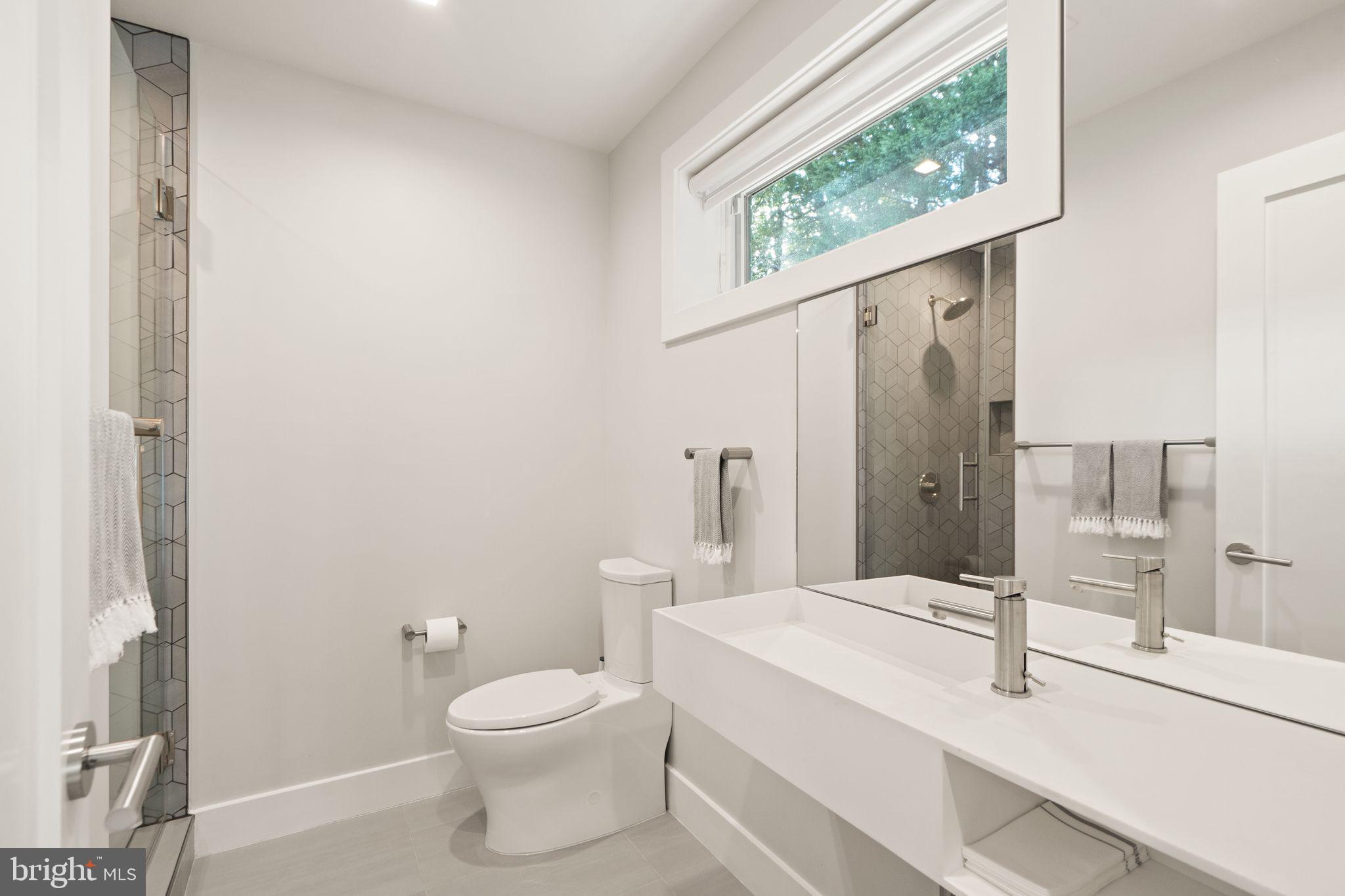 WOODLEY PARK - Residential
