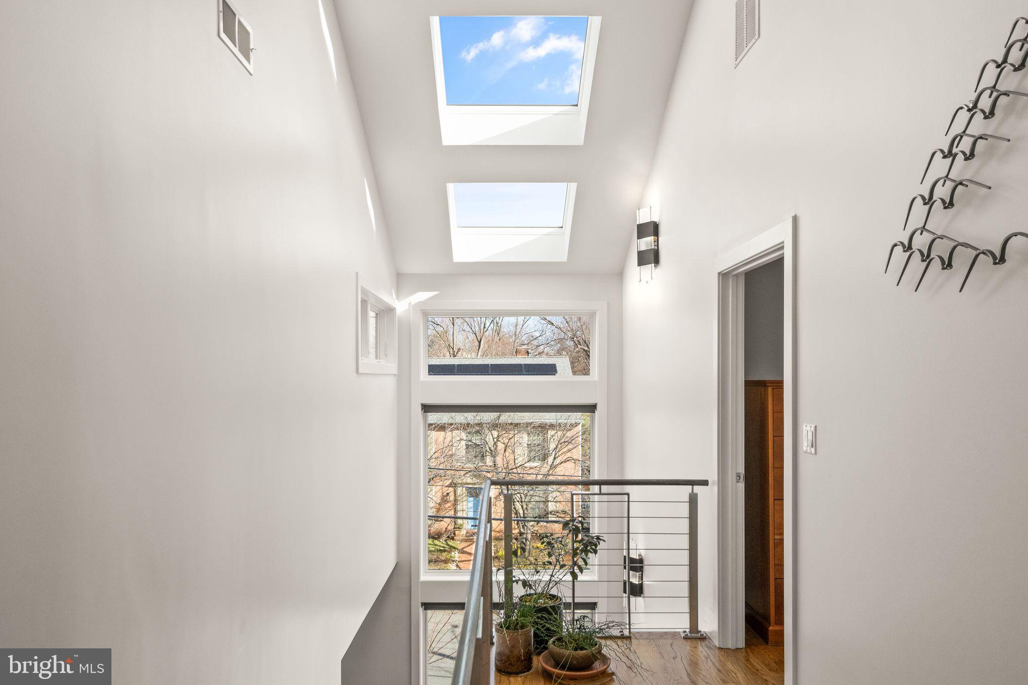 WOODLEY PARK - Residential