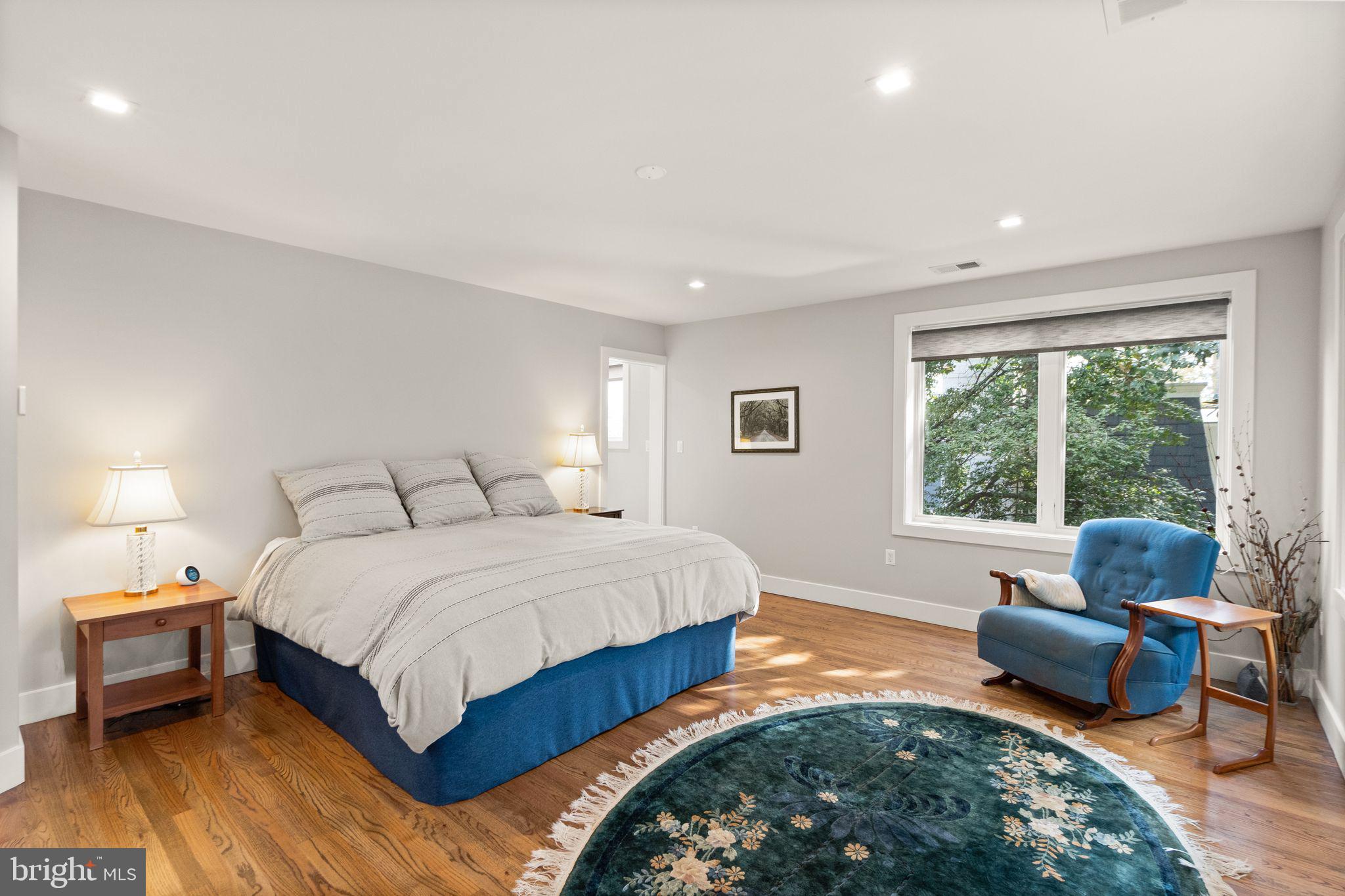 WOODLEY PARK - Residential