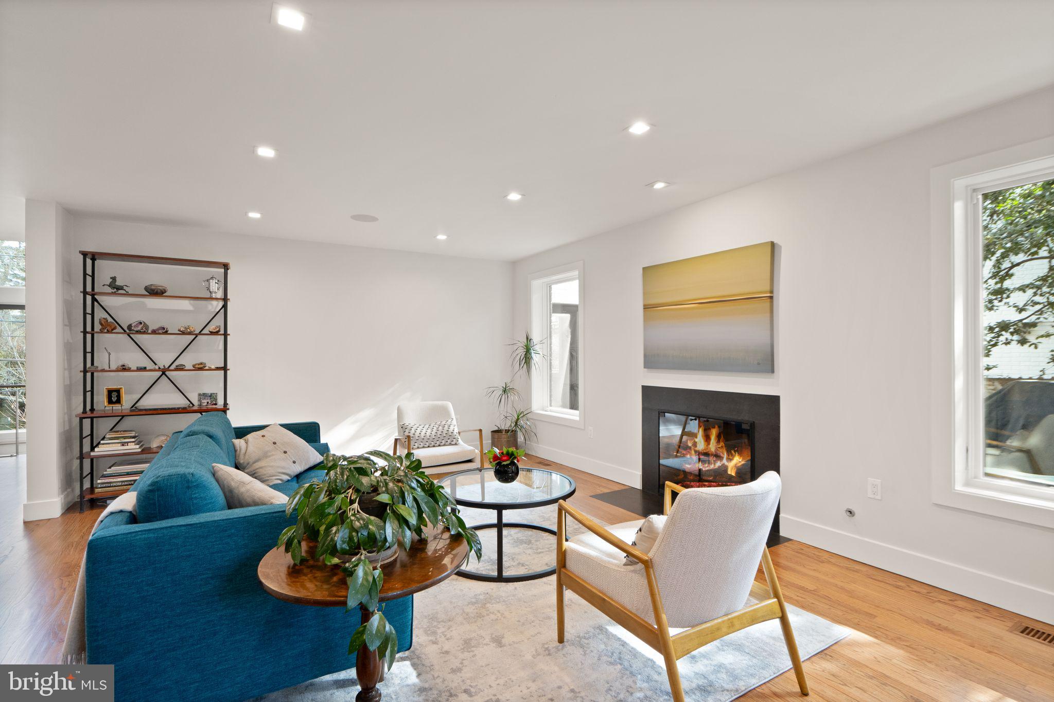 WOODLEY PARK - Residential