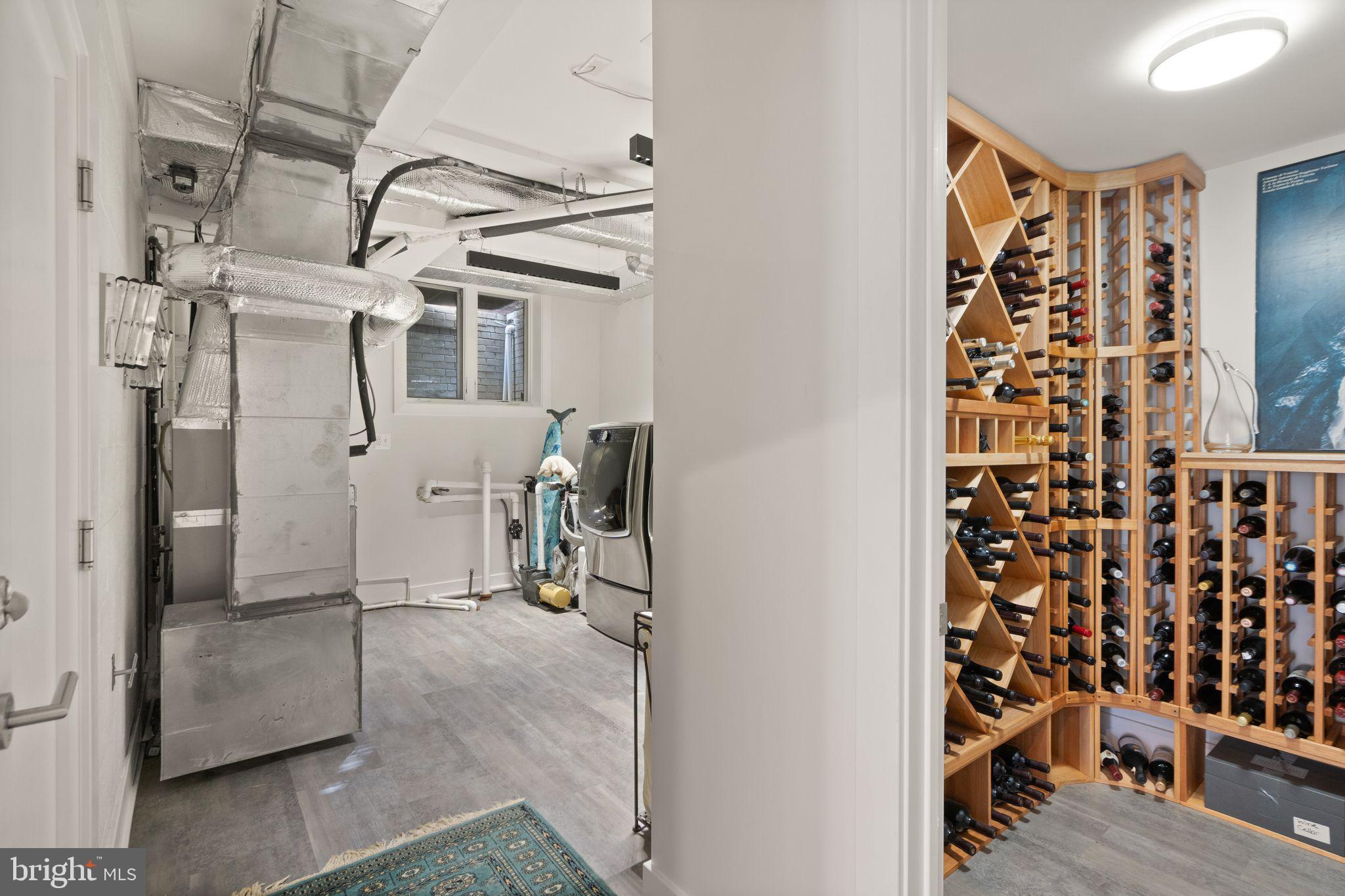 WOODLEY PARK - Residential