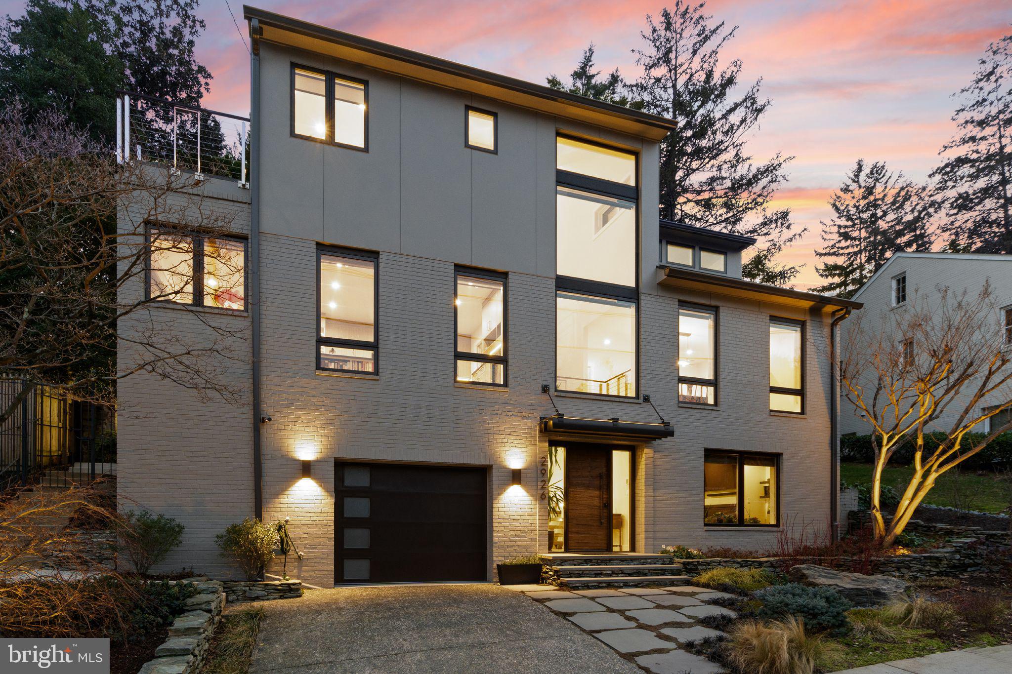 WOODLEY PARK - Residential