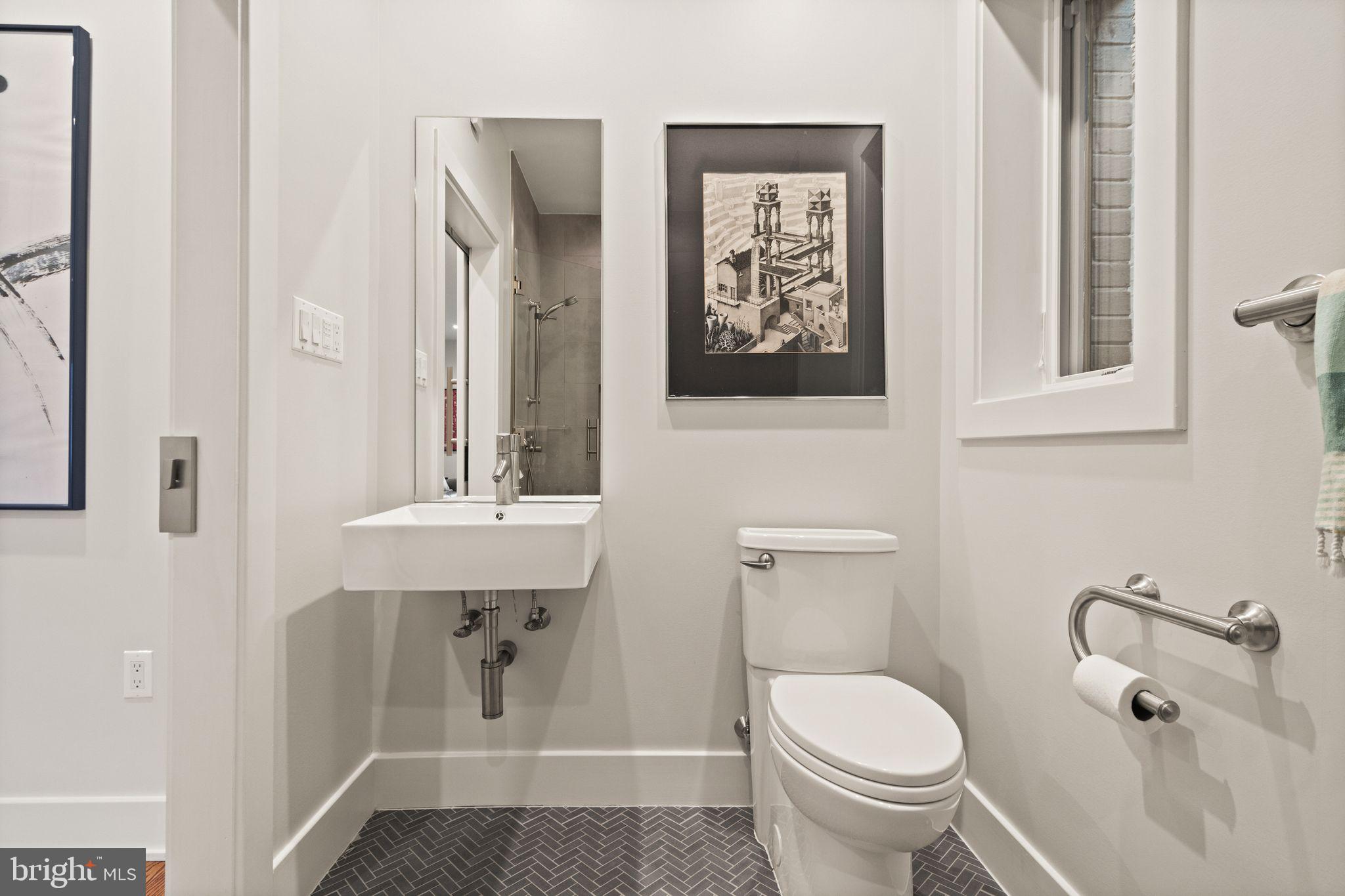 WOODLEY PARK - Residential