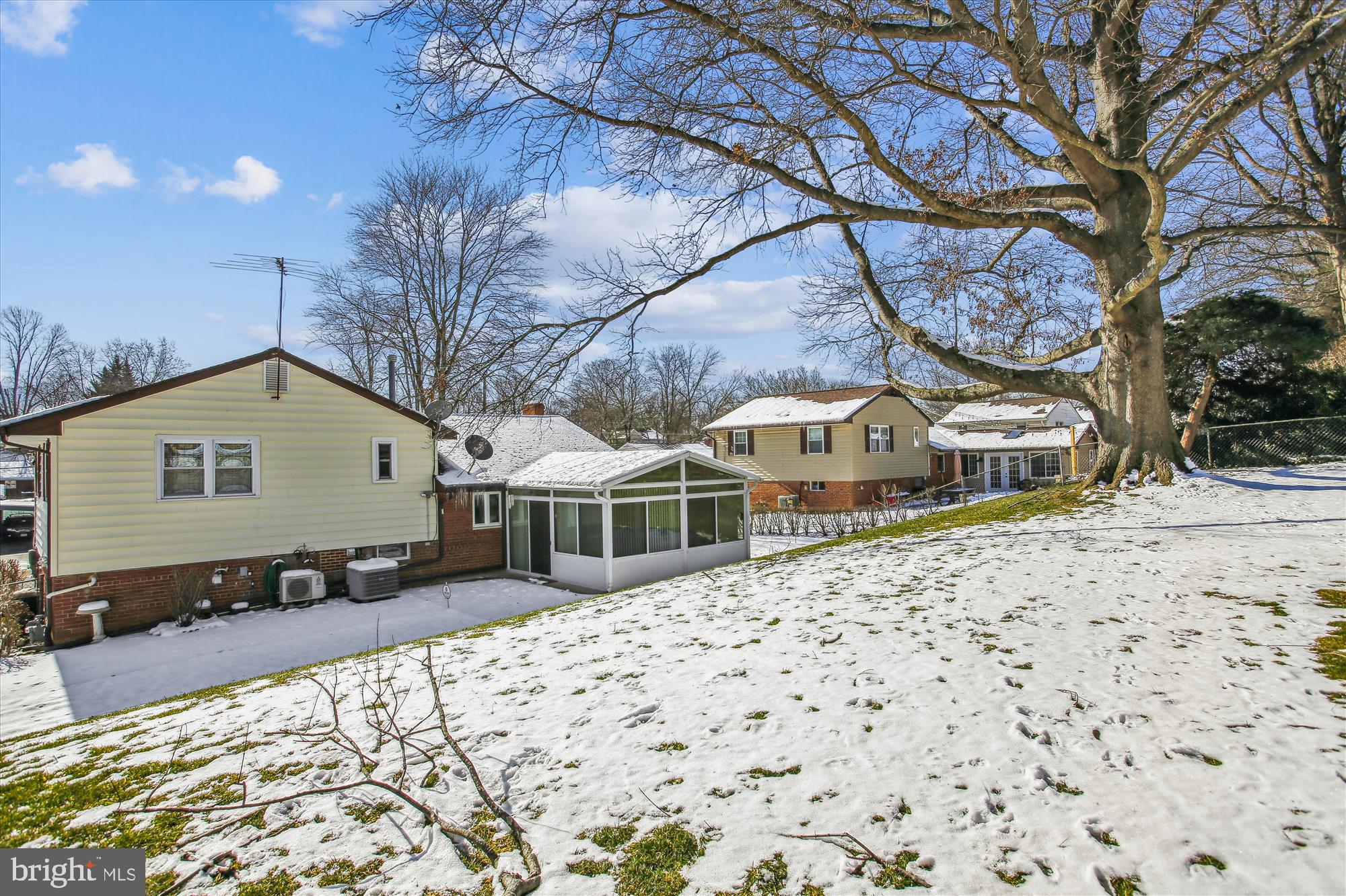 NORTH SPRINGFIELD - Residential