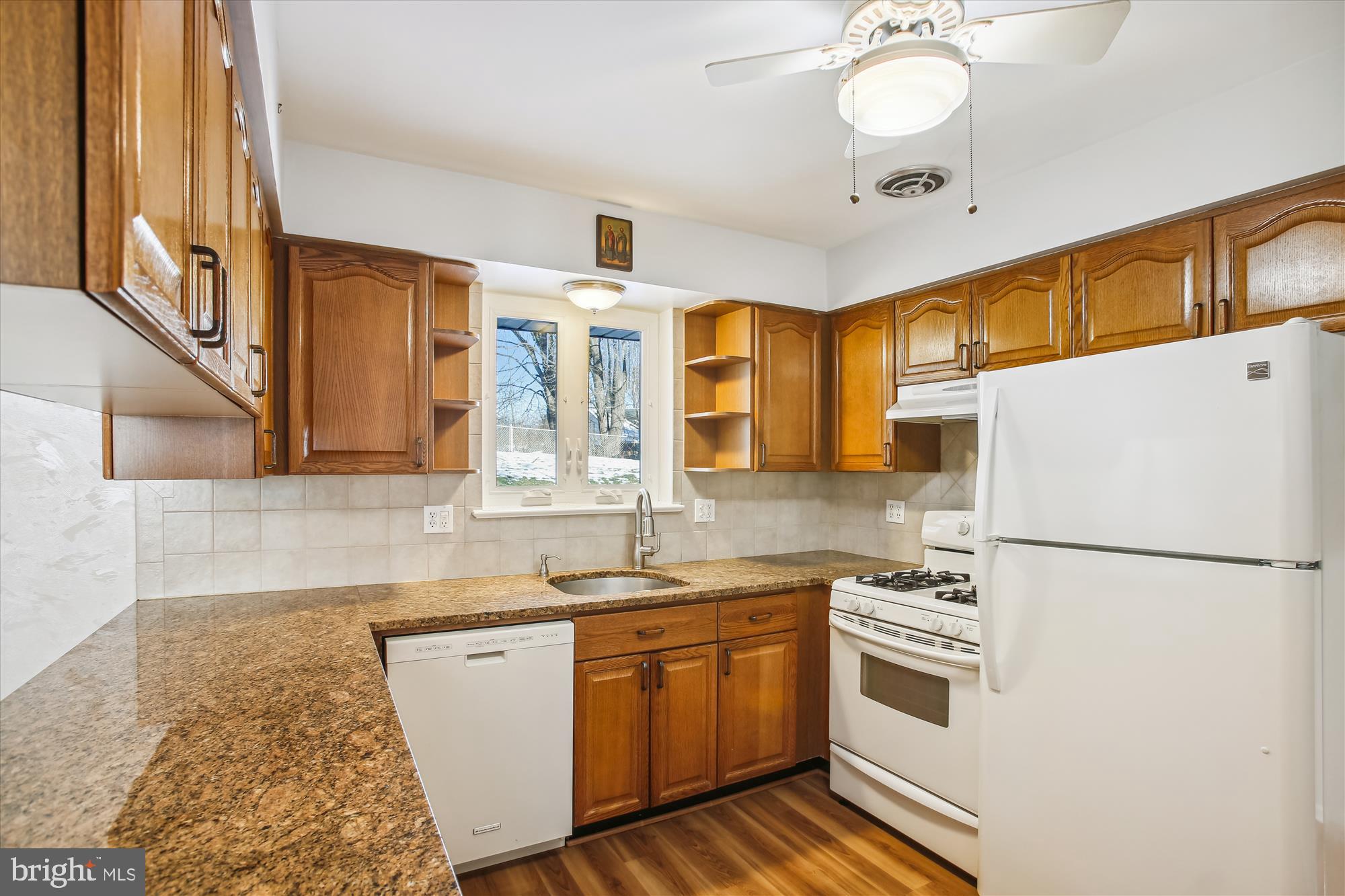 NORTH SPRINGFIELD - Residential