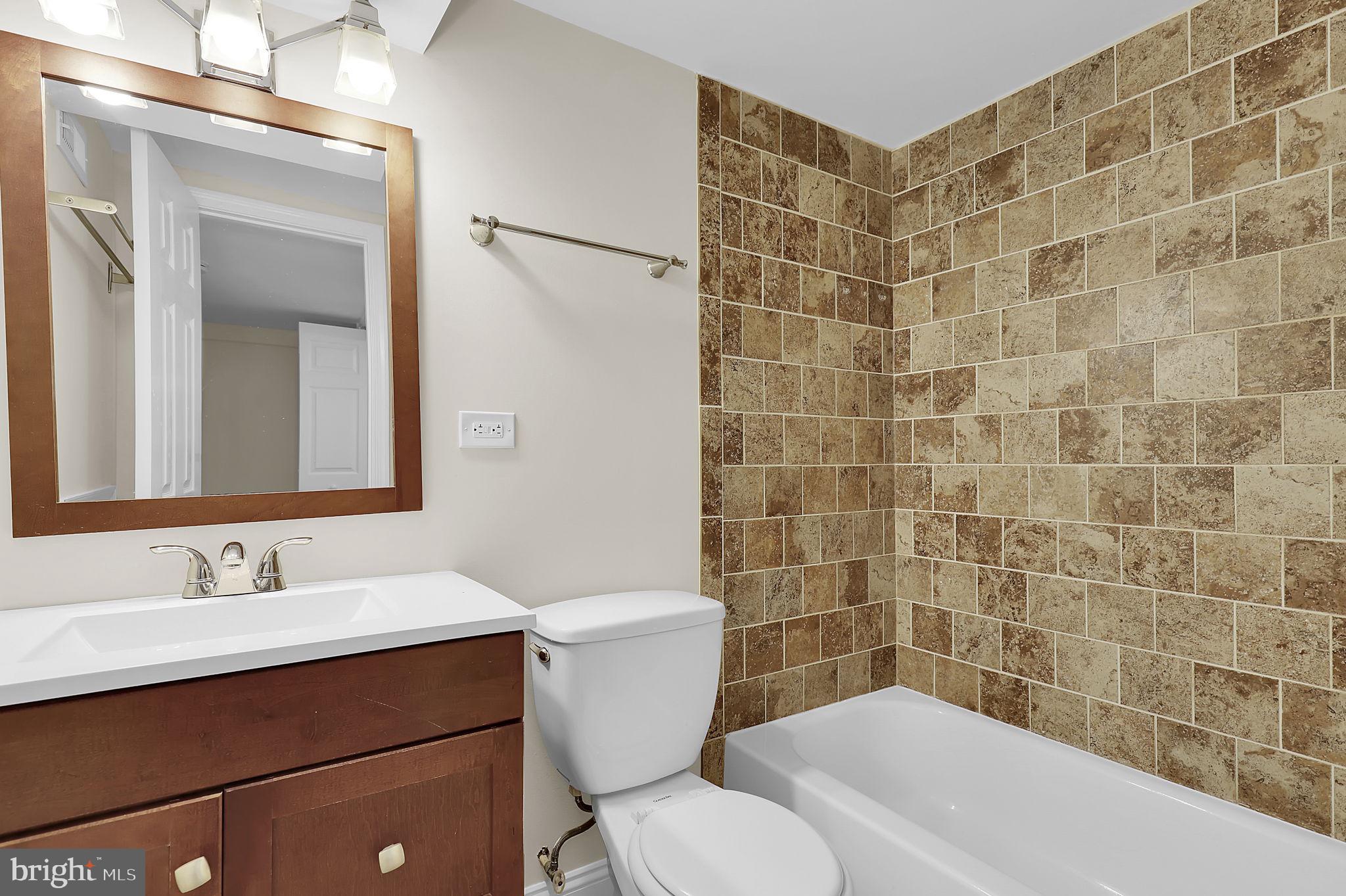 CARROLL KNOLLS - Residential