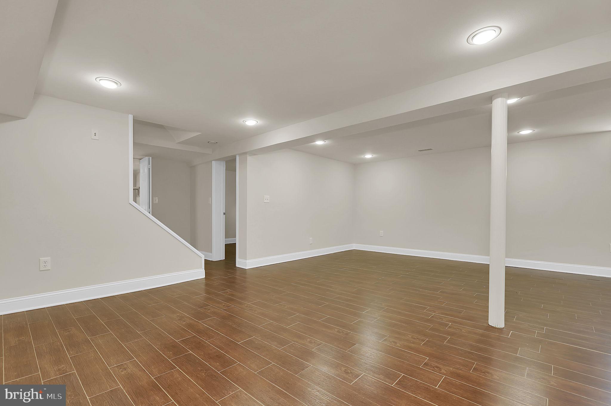 CARROLL KNOLLS - Residential